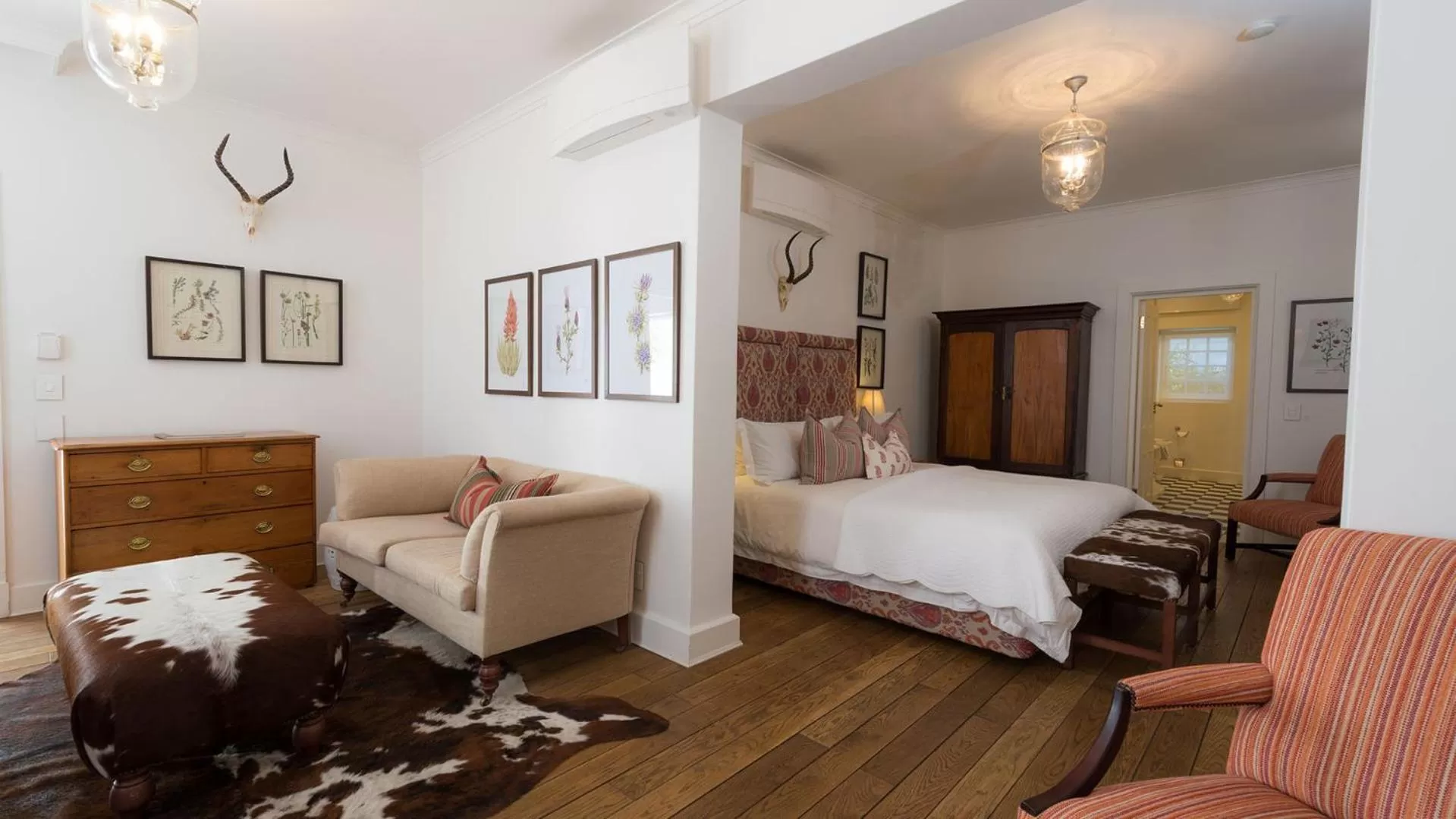 Bed in Drostdy Hotel