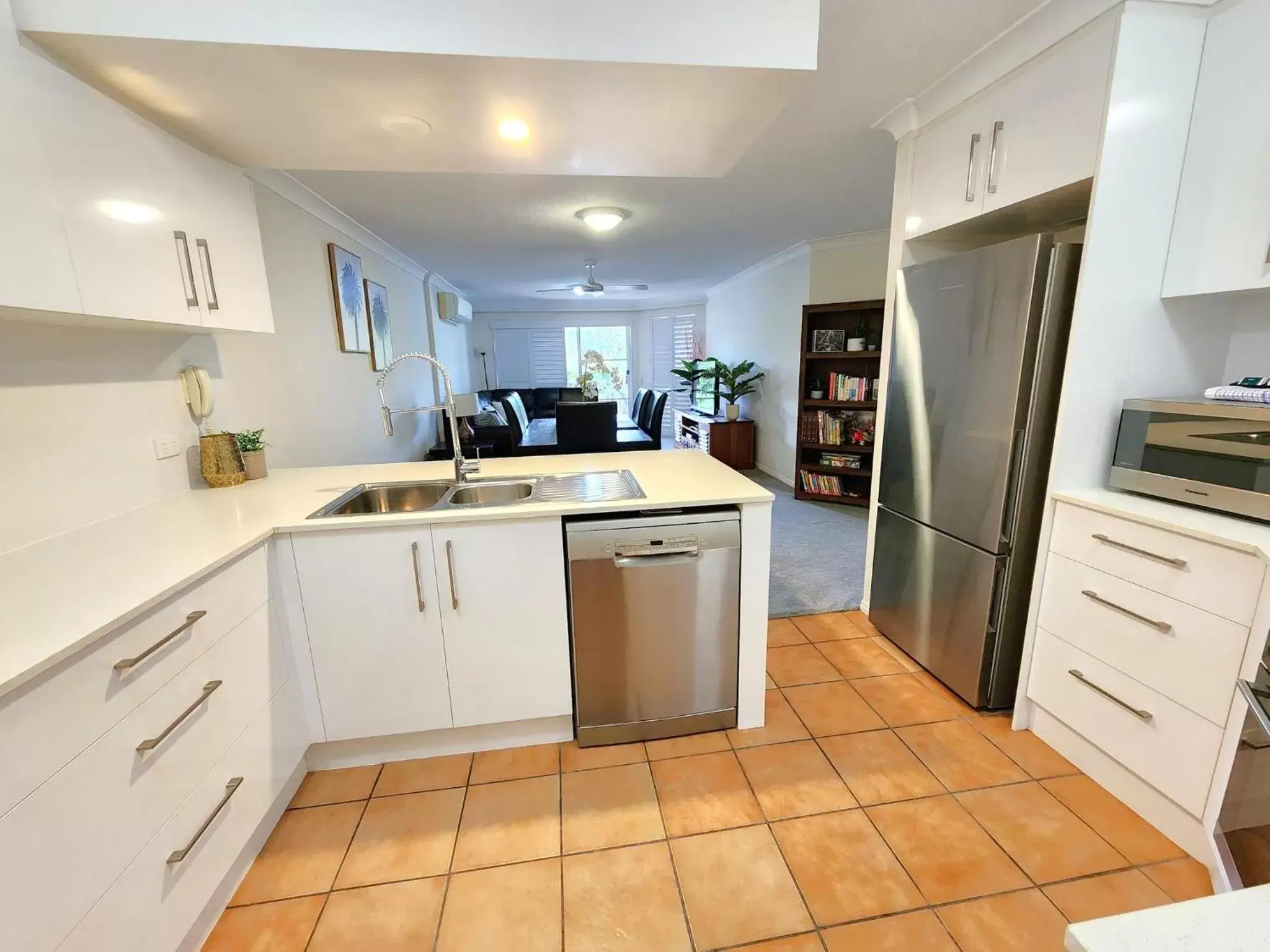 Kitchen/Kitchenette in Fairways Golf & Beach Retreat Bribie Island