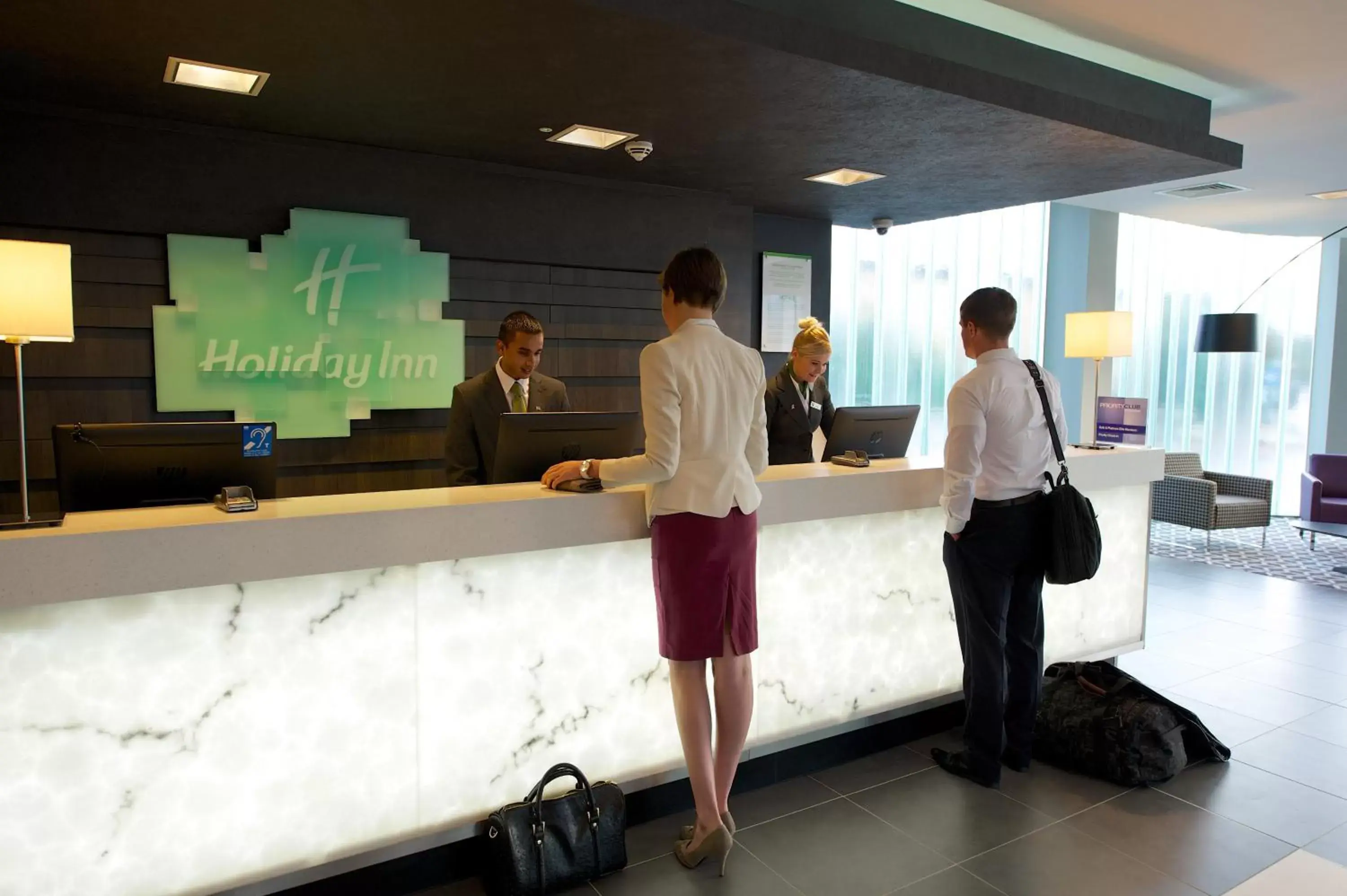 Lobby or reception in Holiday Inn Southend, an IHG Hotel