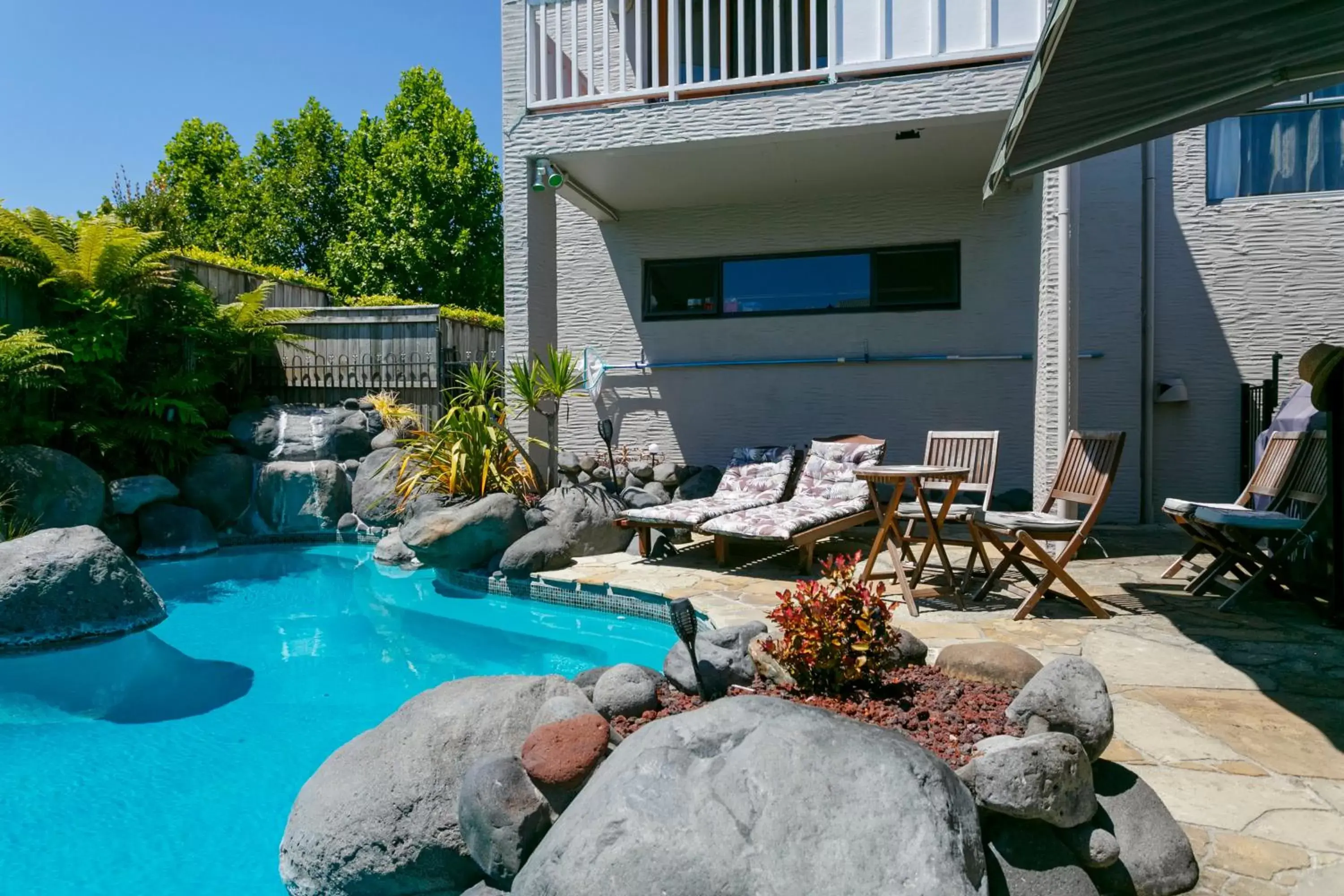 Pool view, Swimming Pool in Baycrest Thermal Lodge