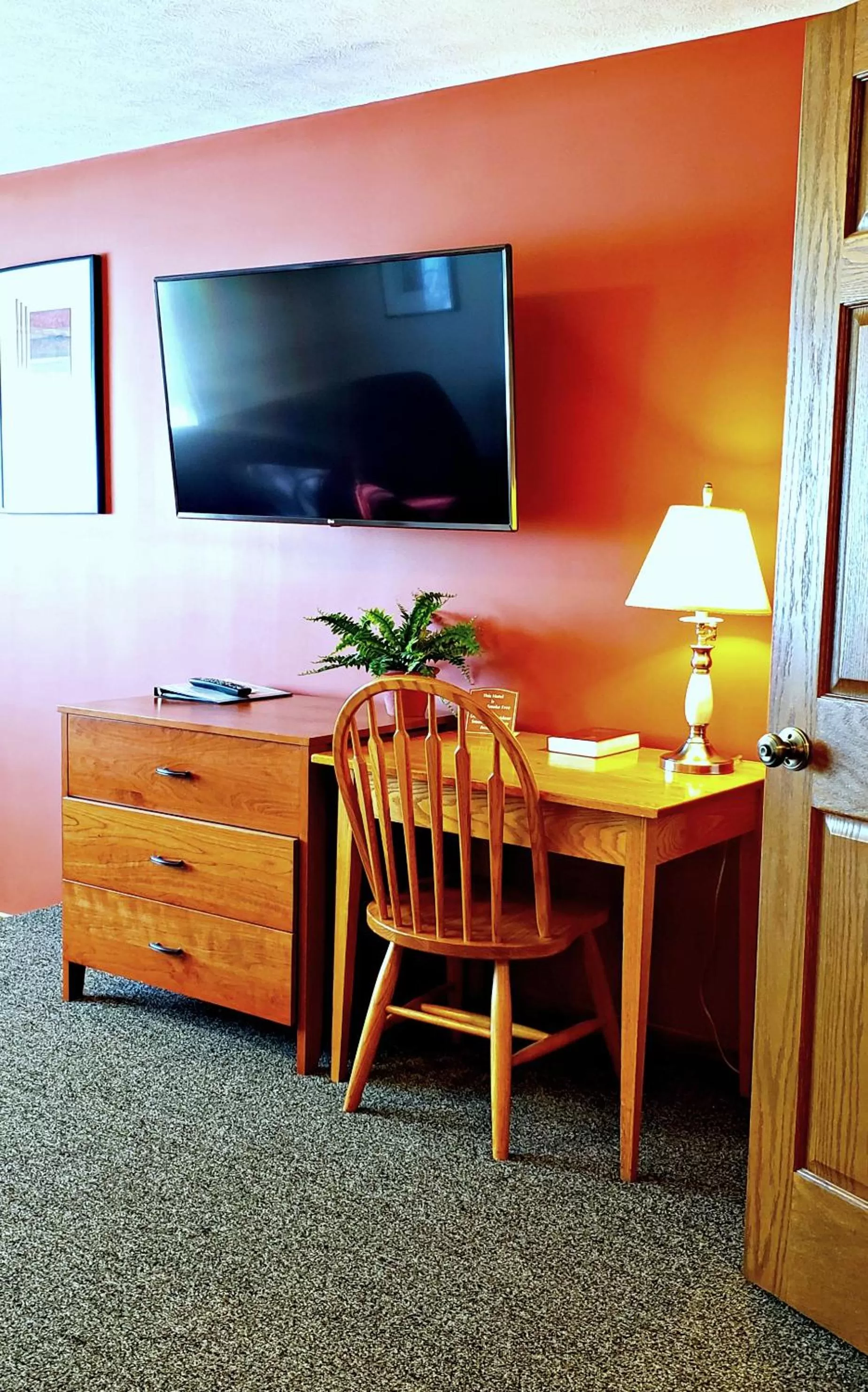 TV and multimedia in Berlin Heritage Inn