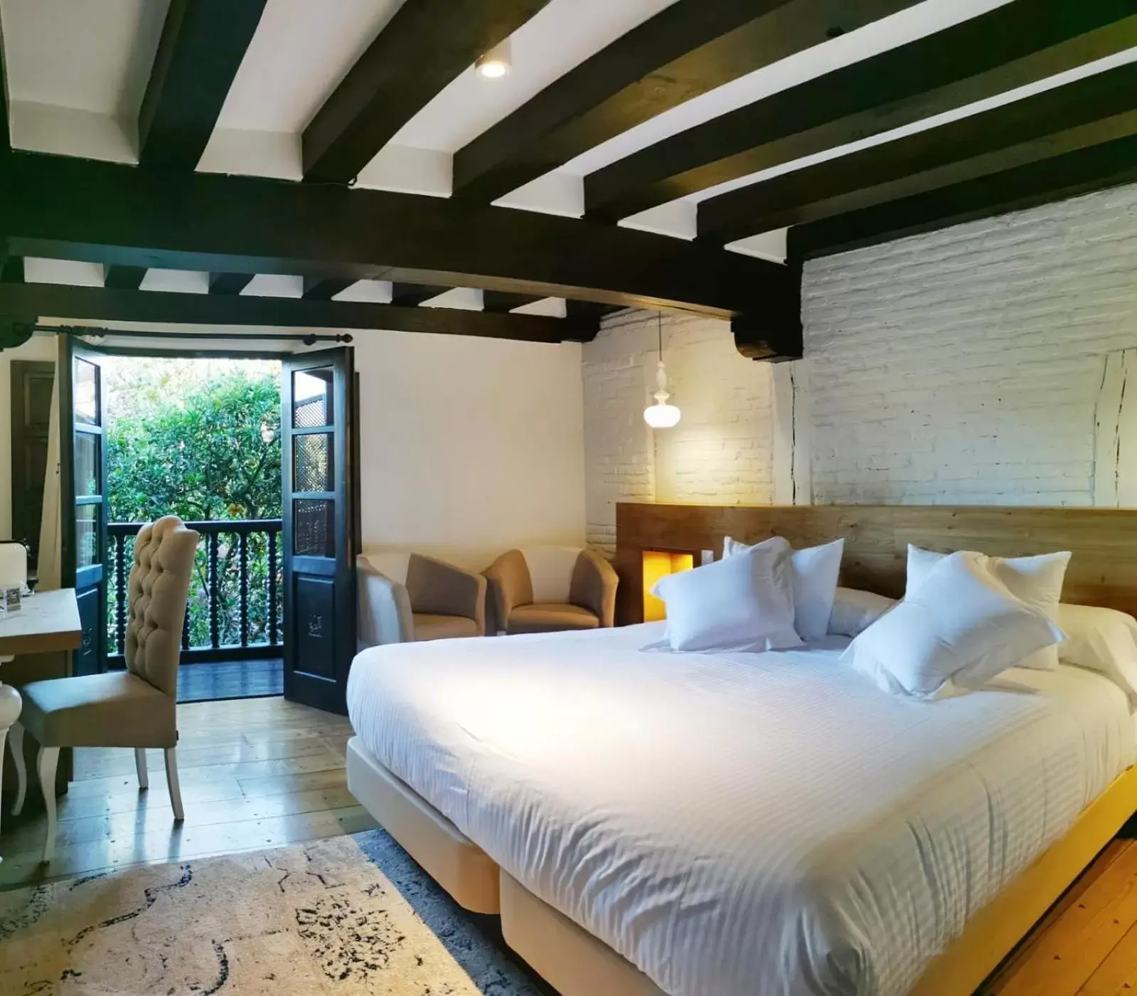 Photo of the whole room, Bed in Hotel Casa del Marqués