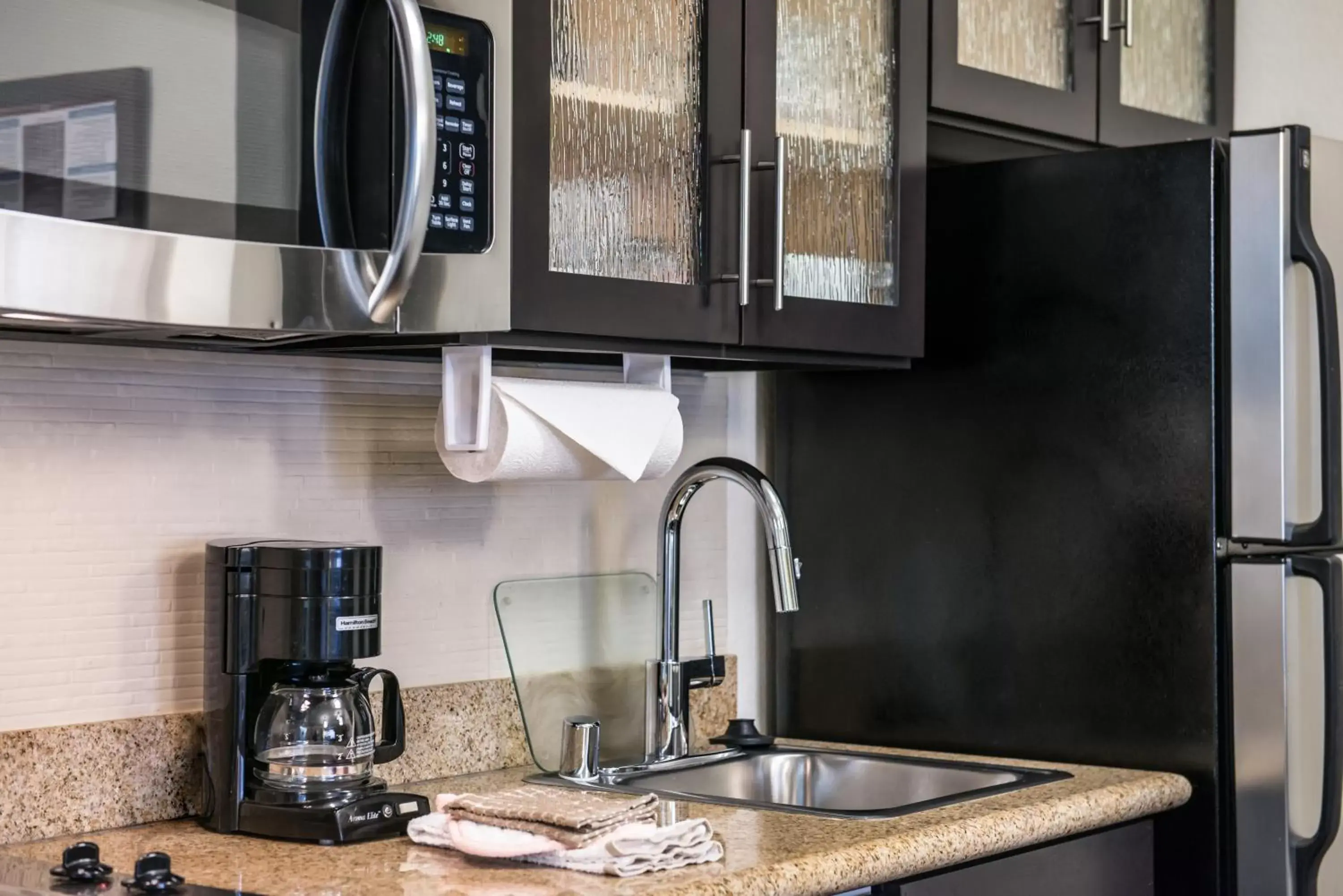 Kitchen/Kitchenette in Candlewood Suites - Plano North, an IHG Hotel