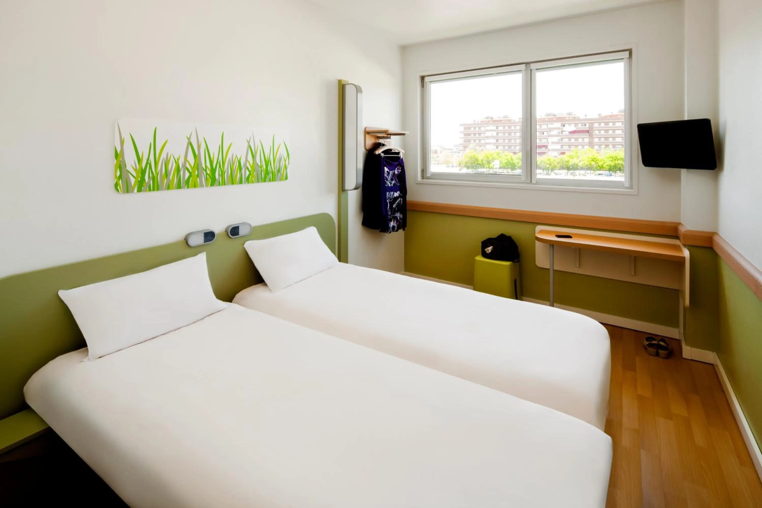 Bedroom, Bed in Ibis Budget Madrid Getafe