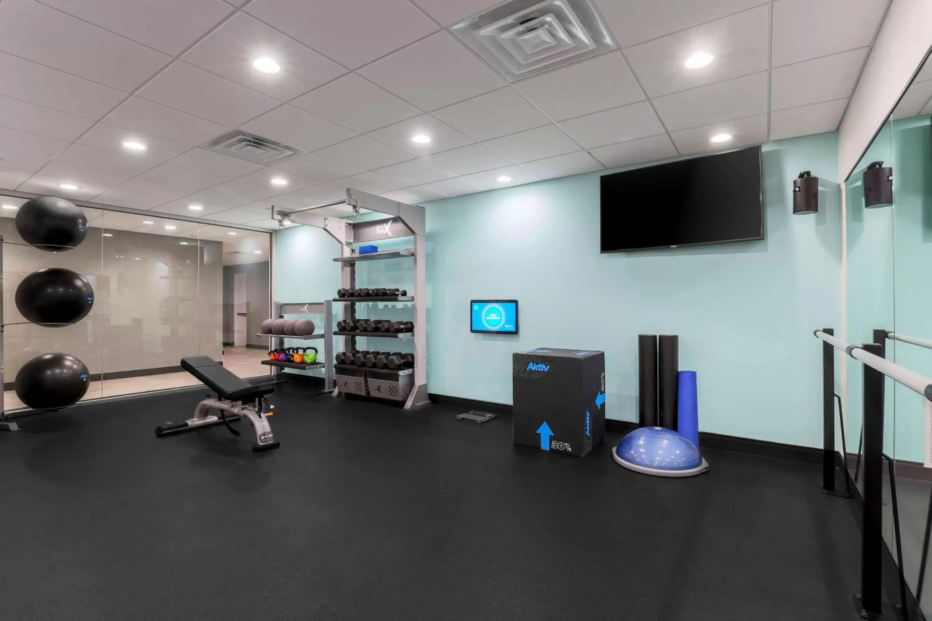 Fitness centre/facilities, Fitness Center/Facilities in Tru By Hilton Dallas Market Center
