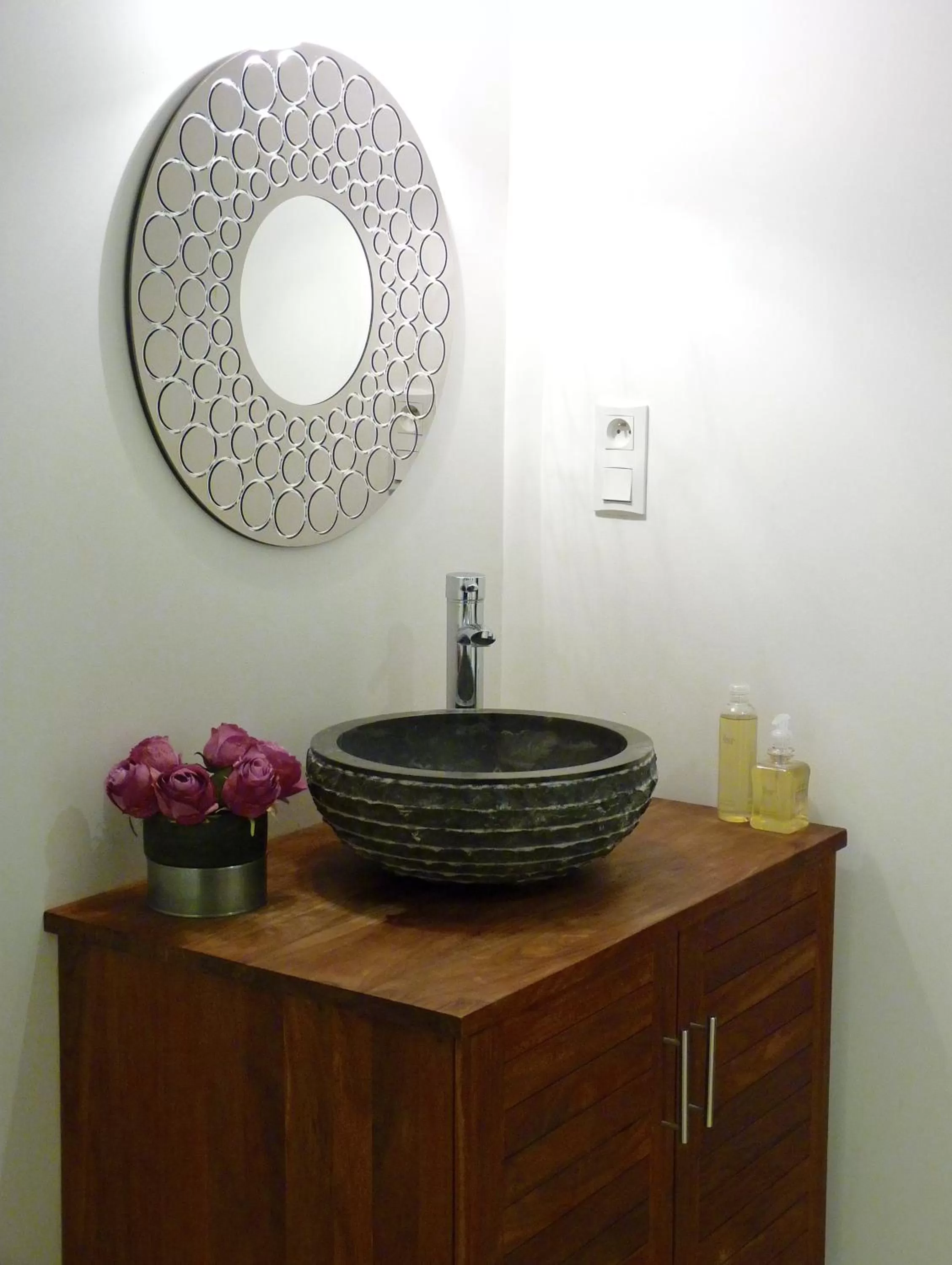 Bathroom in L'Autre Maison