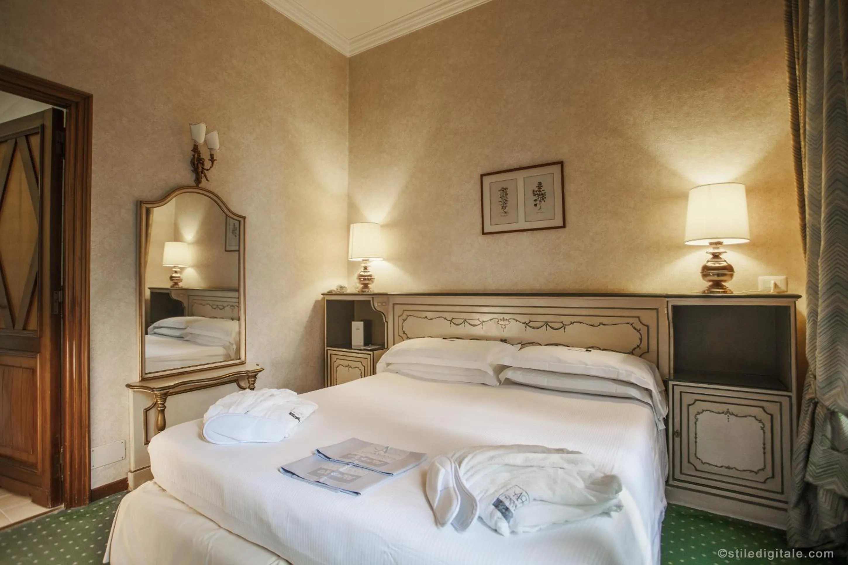 Bedroom, Bed in Aldrovandi Residence City Suites