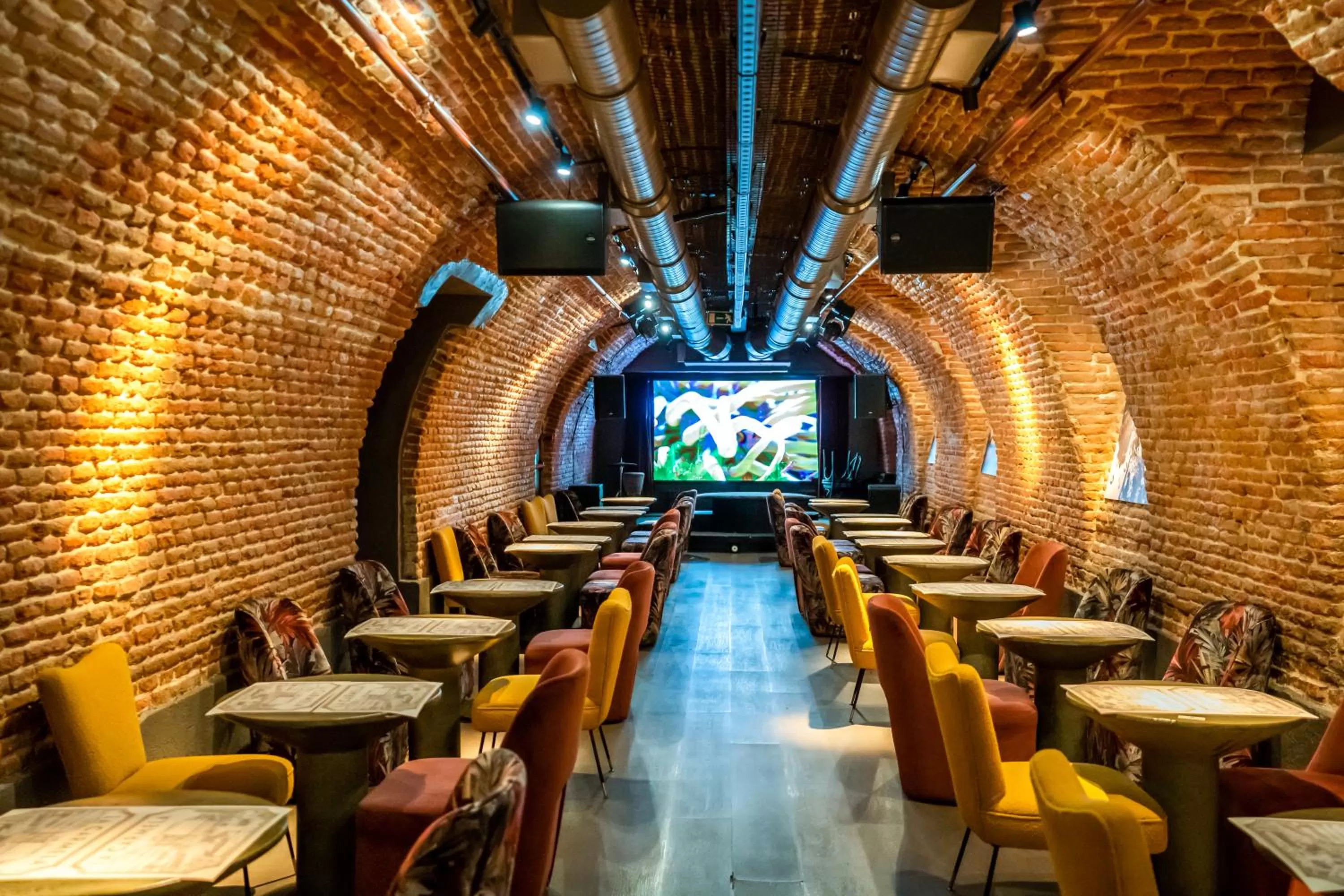 Restaurant/places to eat in Victoria 4 Puerta del Sol