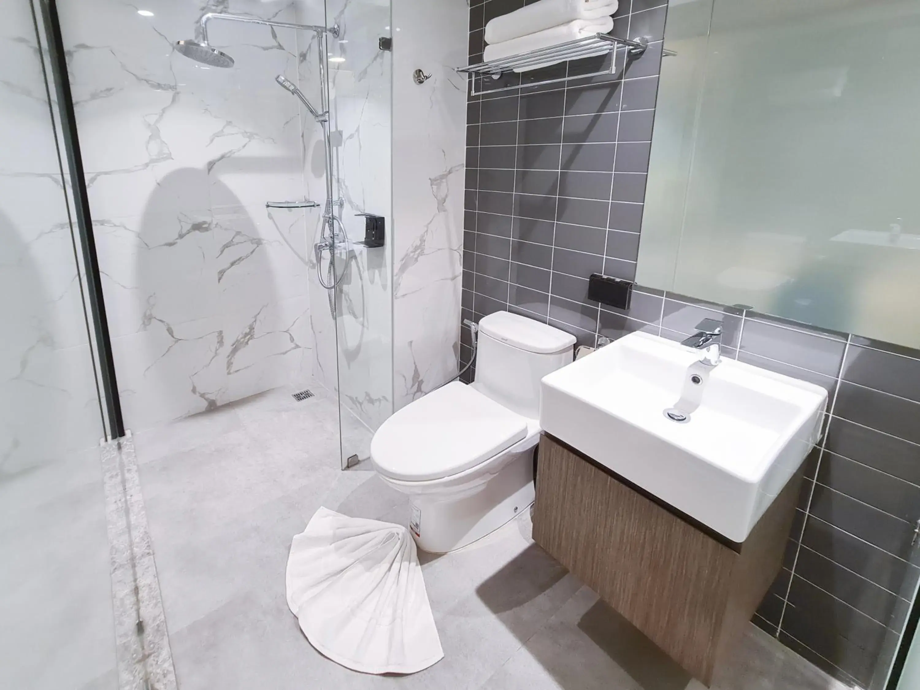 Bathroom in SOVA Hotel Bangkok