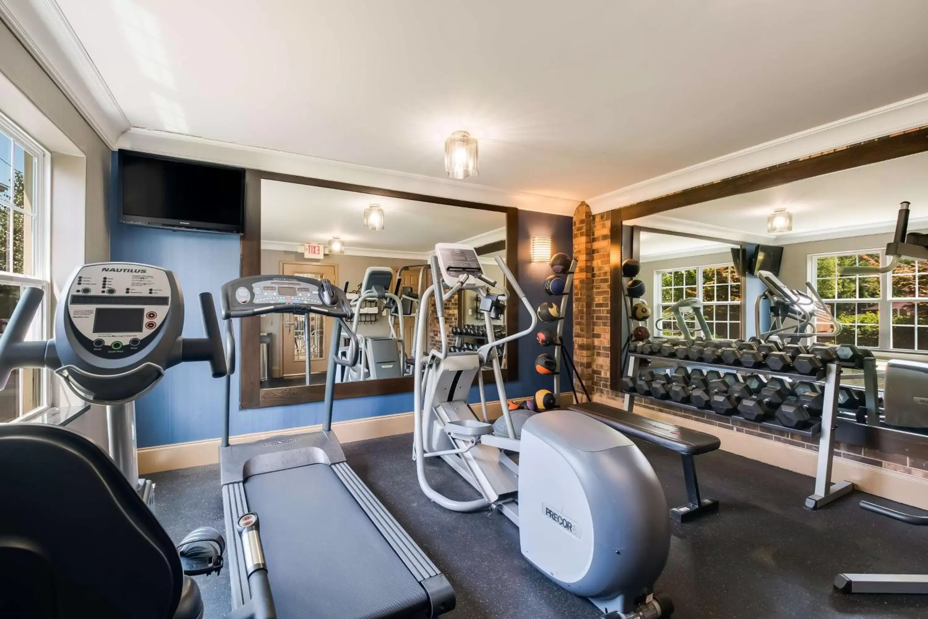 Spa and wellness centre/facilities, Fitness Center/Facilities in Best Western Inn Winchester