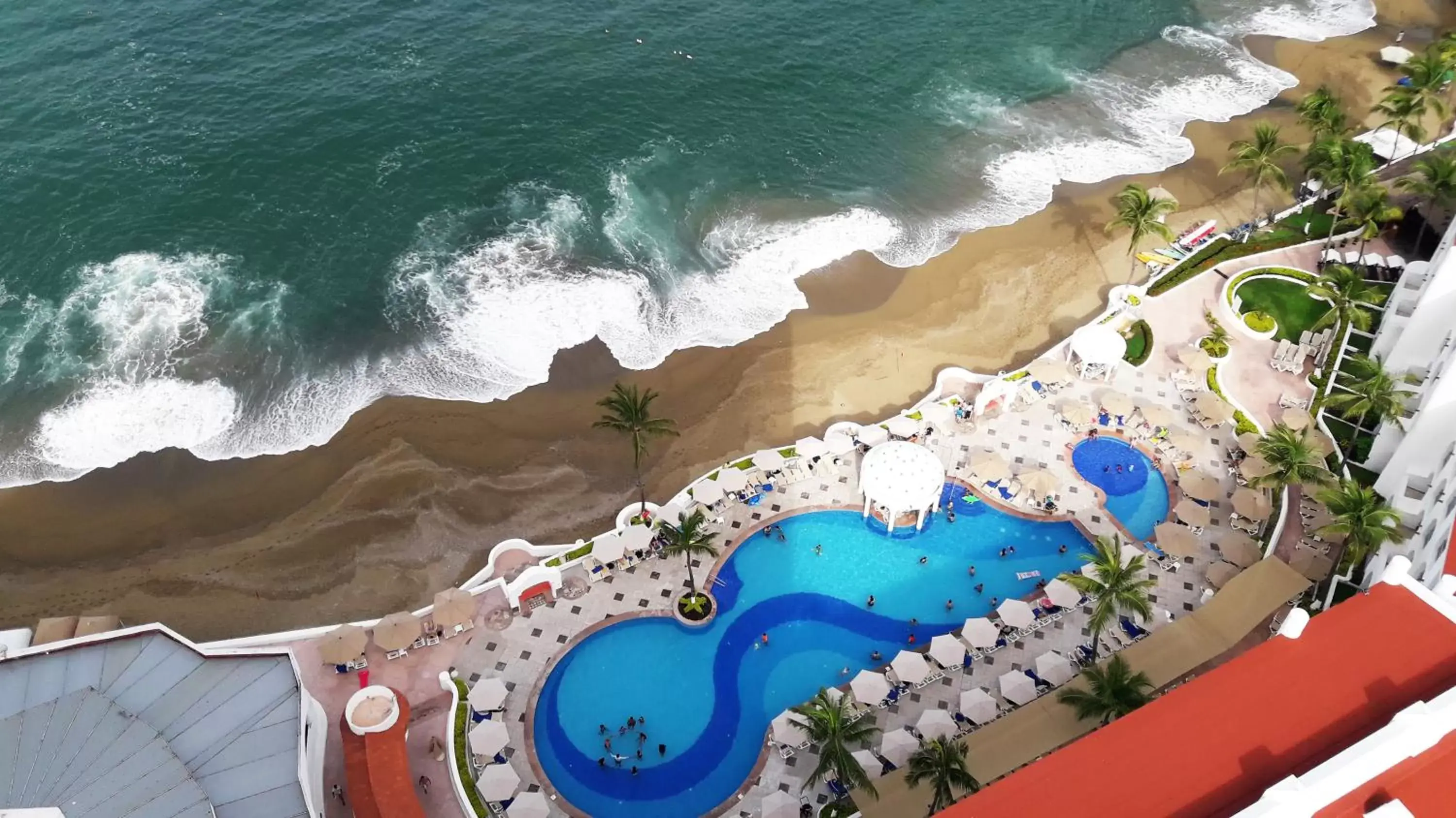 Swimming pool, Pool View in Tesoro Manzanillo All Inclusive