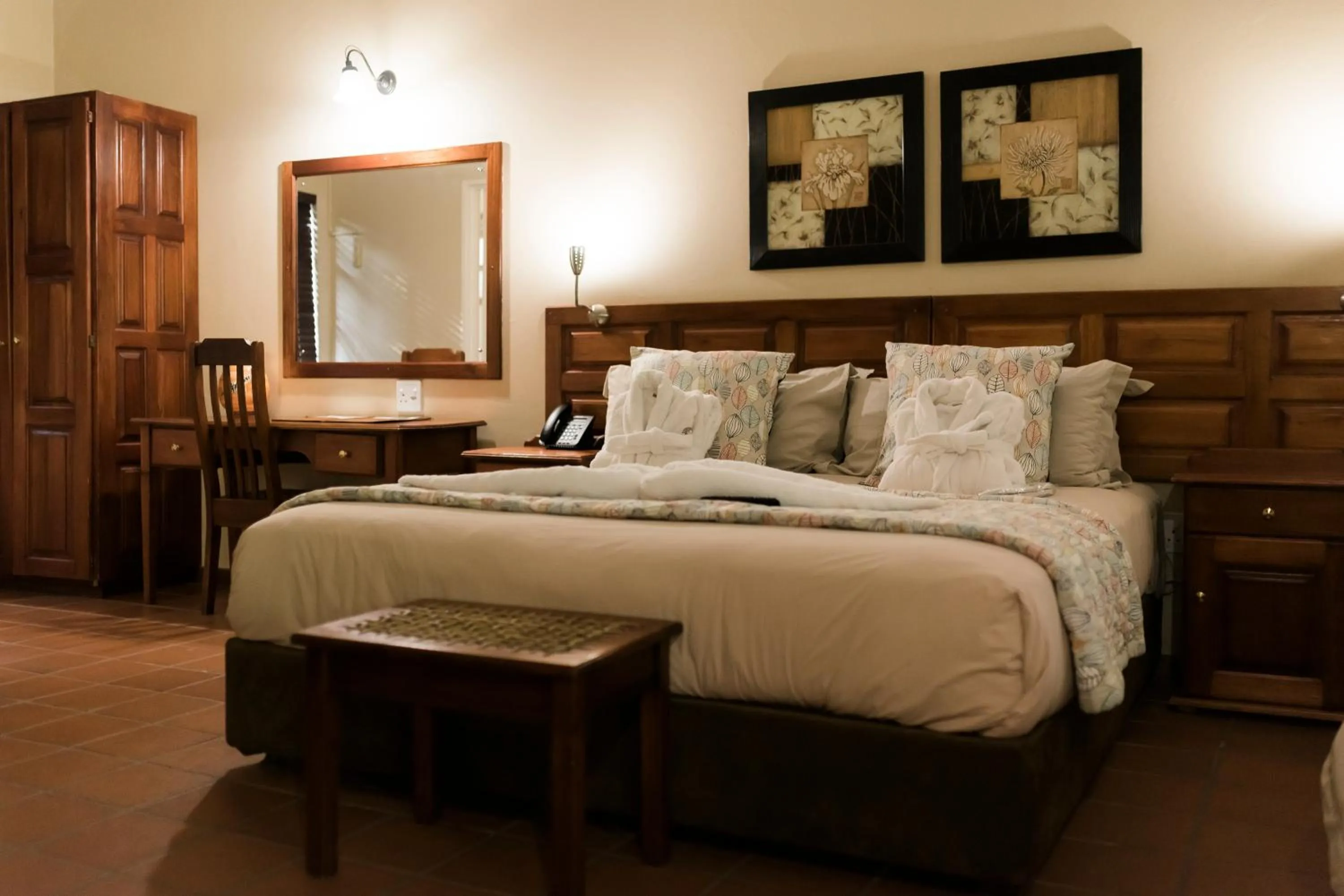 Bed in Tzaneen Country Lodge