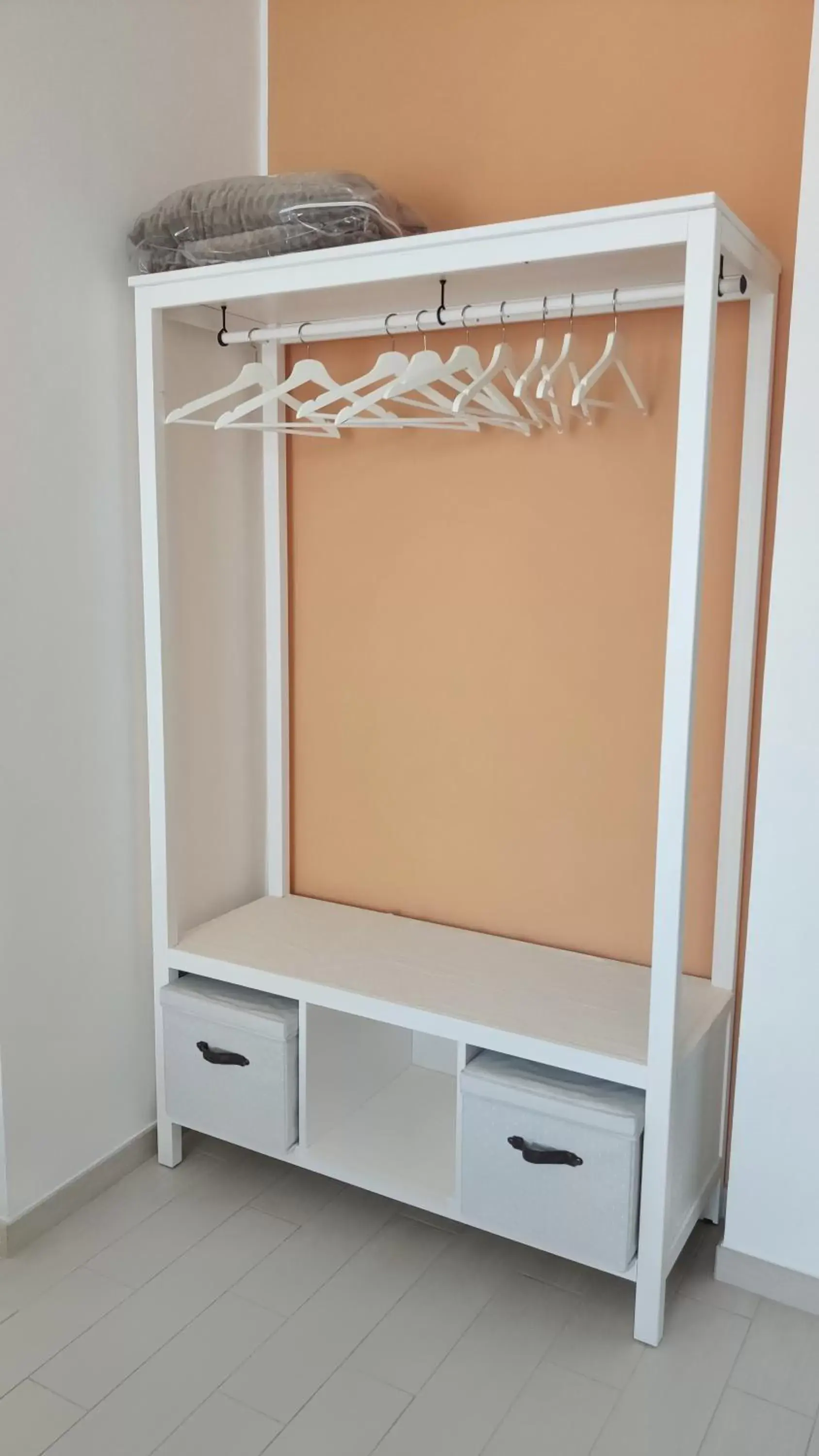 wardrobe, Bunk Bed in B&B Le Albarelle