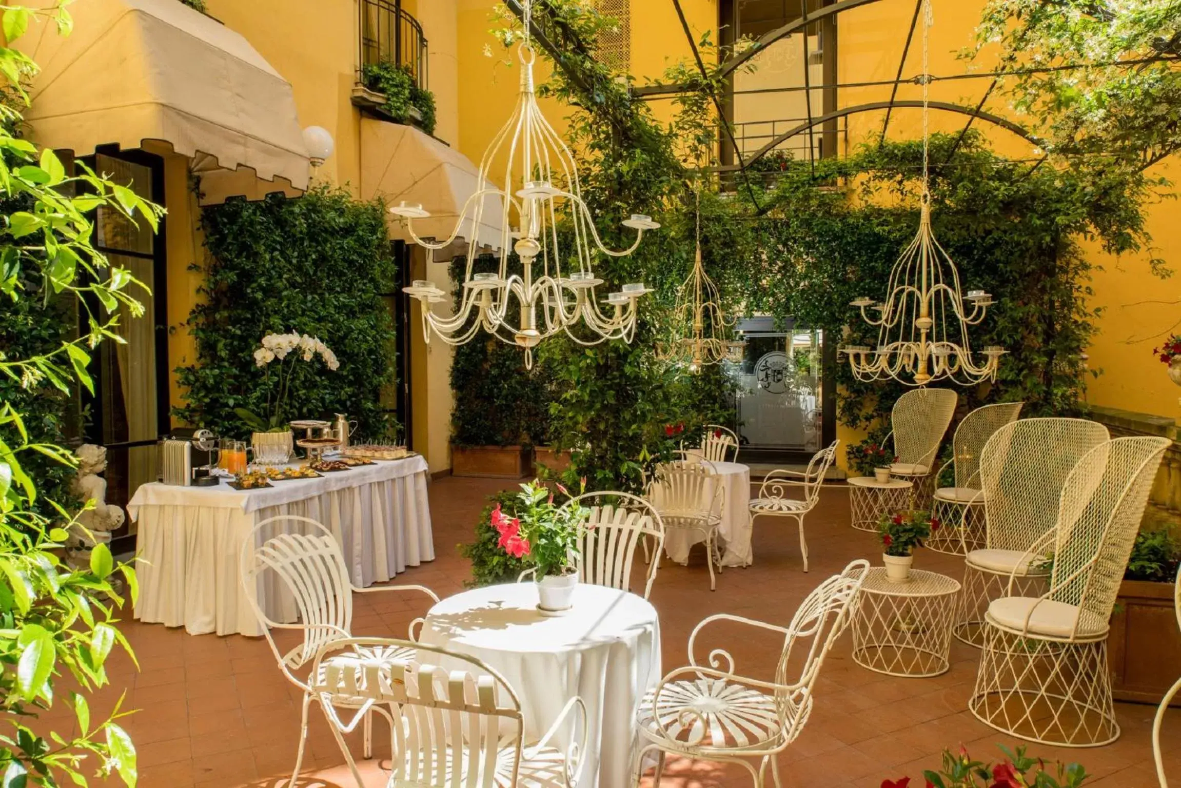 Restaurant/Places to Eat in Grand Hotel Majestic gia' Baglioni