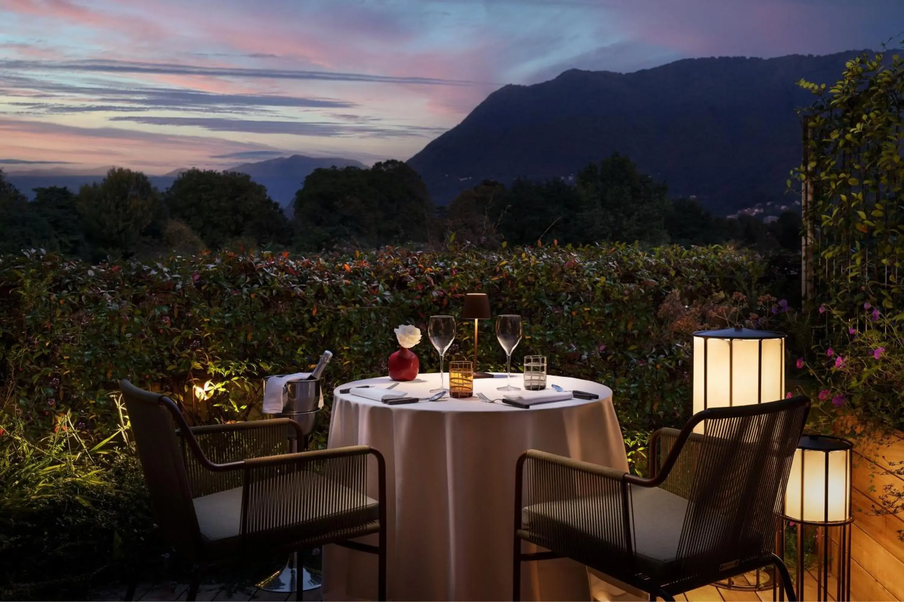 Photo of the whole room in Sheraton Lake Como Hotel