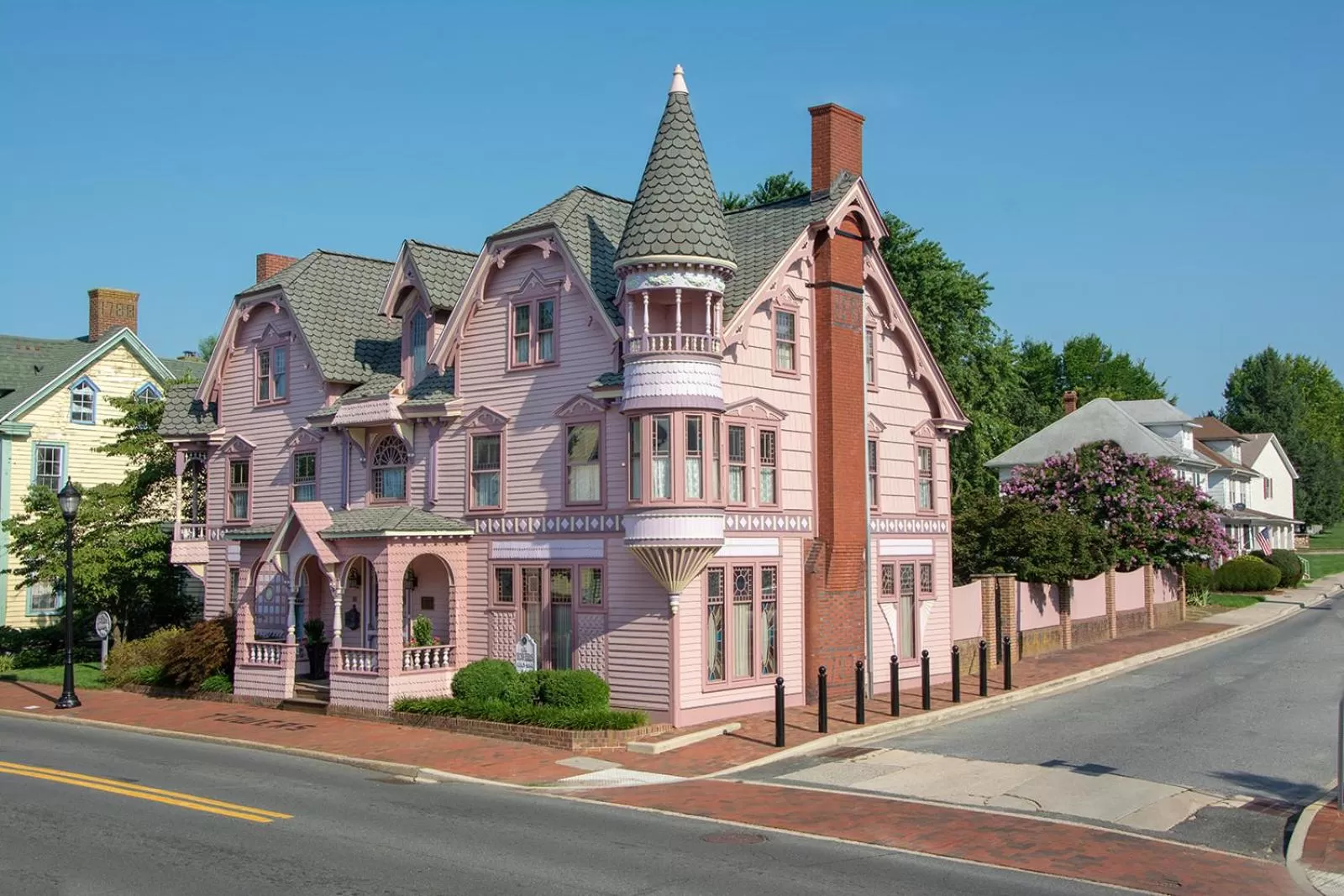 Property Building in The Towers Bed & Breakfast