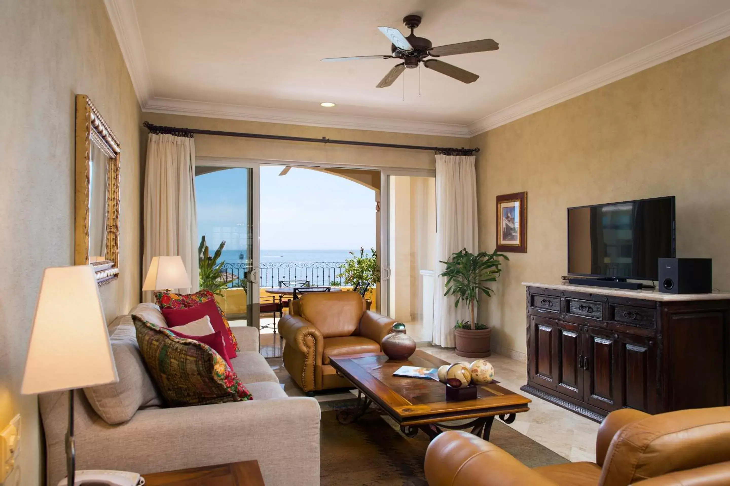 Living room, Seating Area in Villa la Estancia Beach Resort & Spa