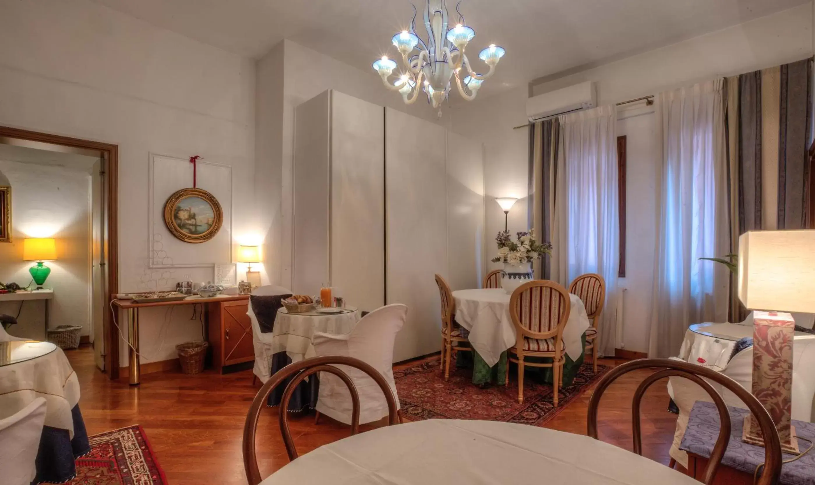 Area and facilities, Restaurant/Places to Eat in Ca' della Corte