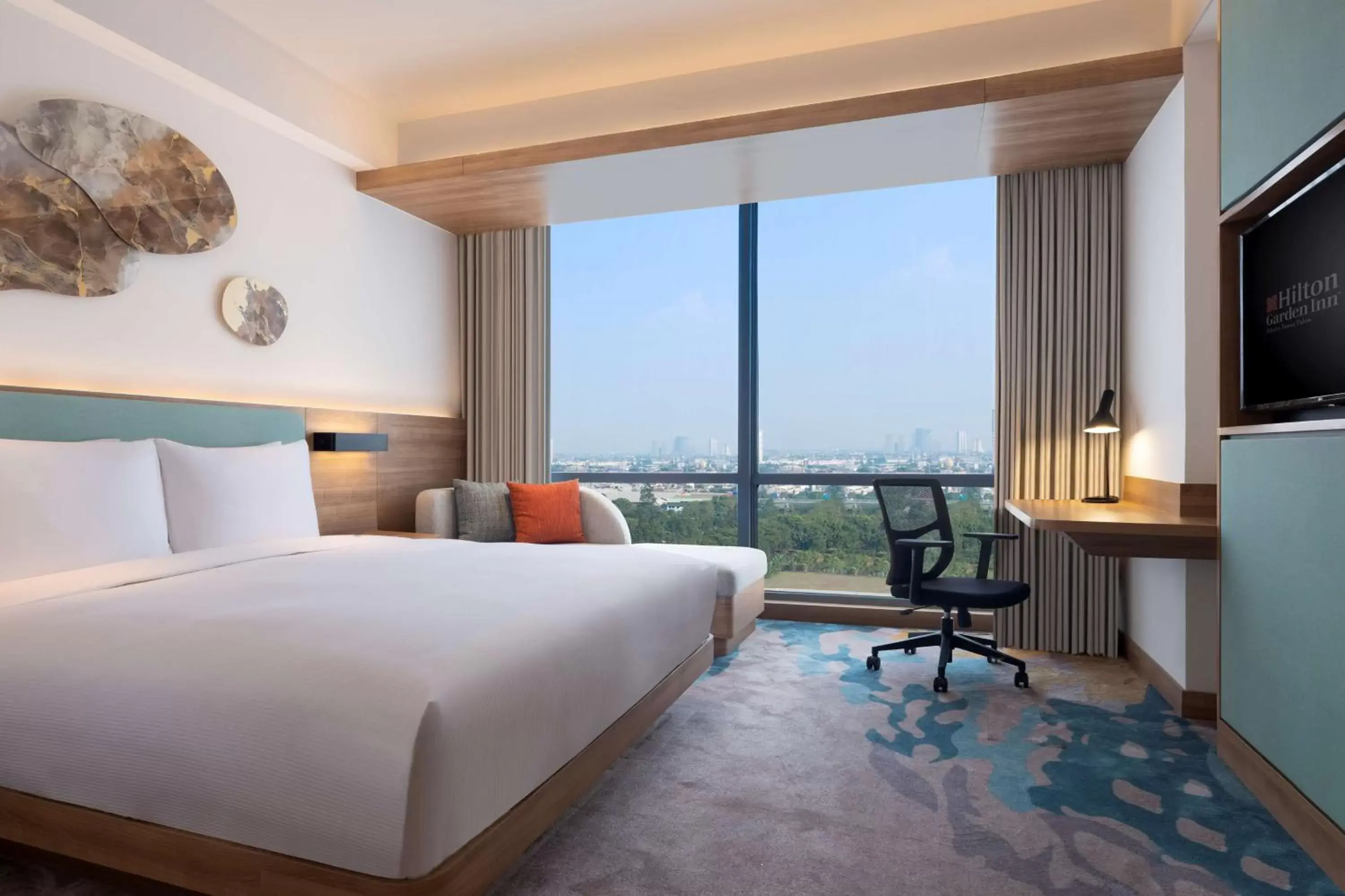 King Room - High Floor in Hilton Garden Inn Jakarta Taman Palem King Room - High Floor in Hilton Garden Inn Jakarta Taman Palem