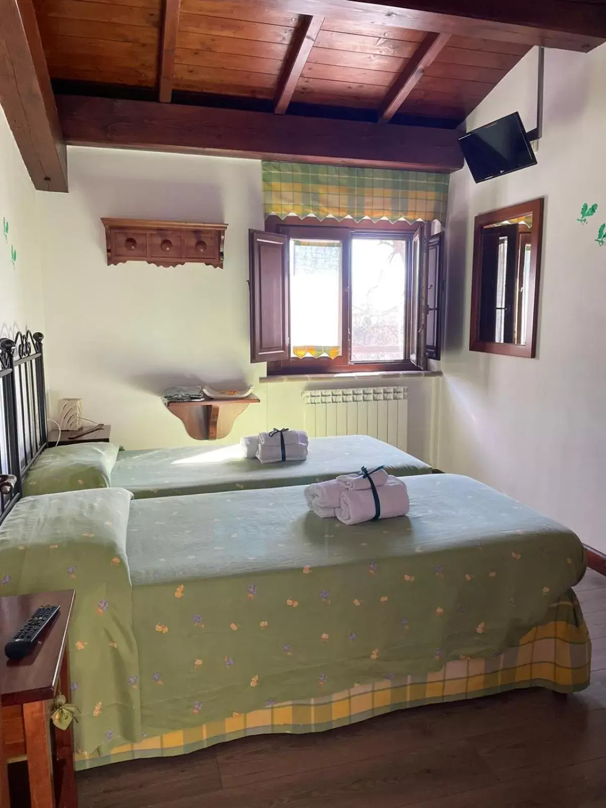 Bedroom, Bed in B&B Fonte Vena