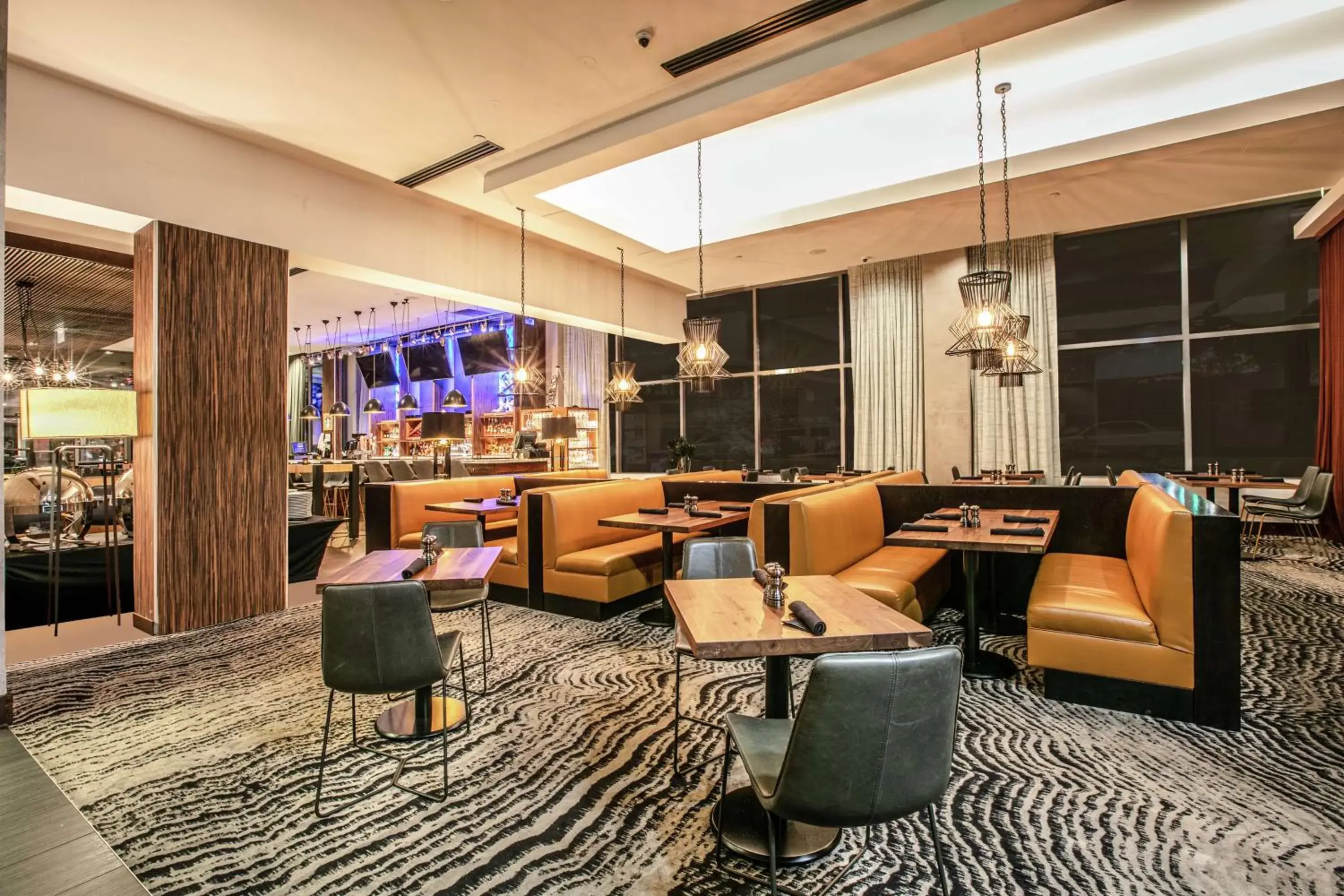 Lounge or bar in Hilton Garden Inn Seattle Downtown