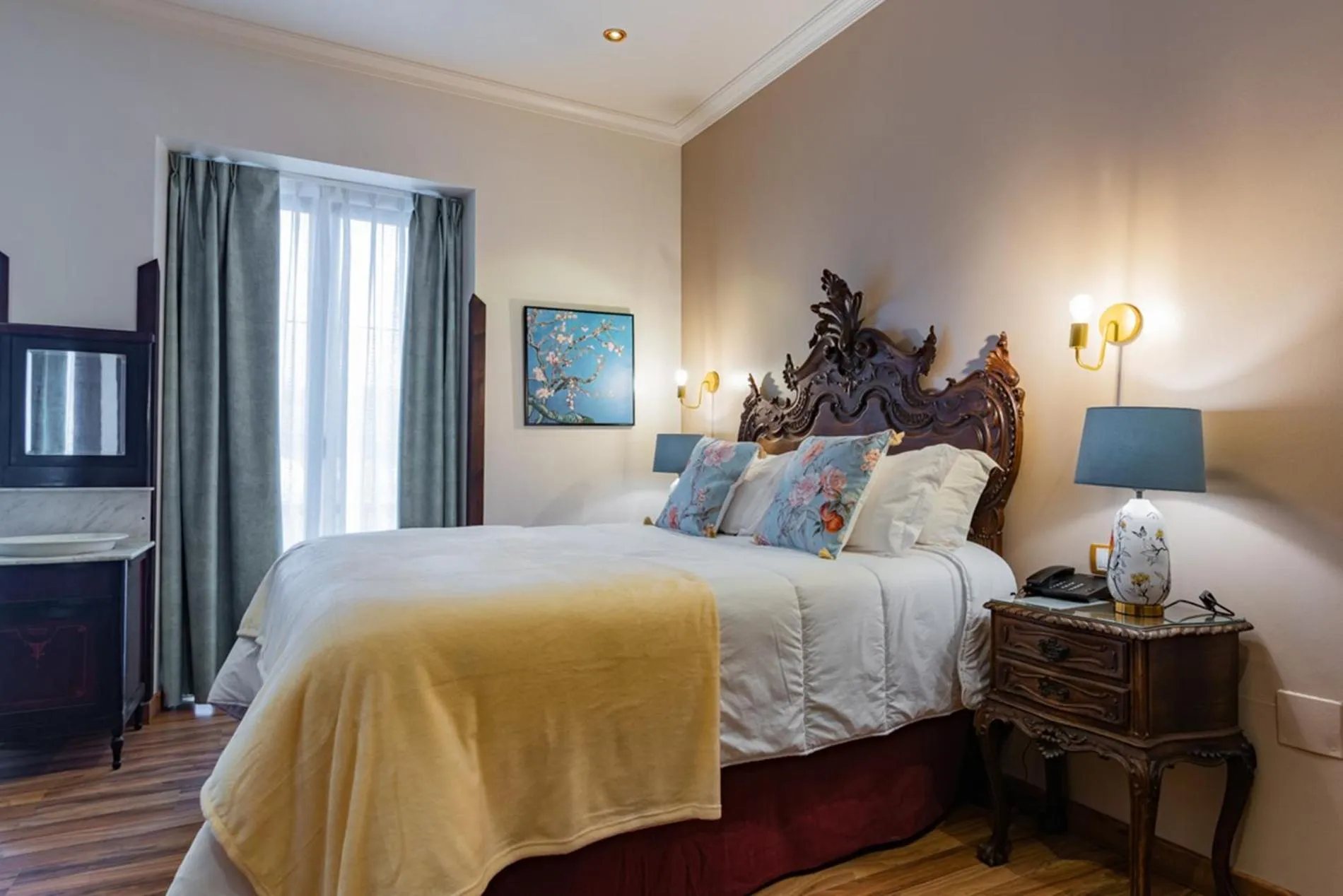 Bed in Hotel & Spa María Manuela