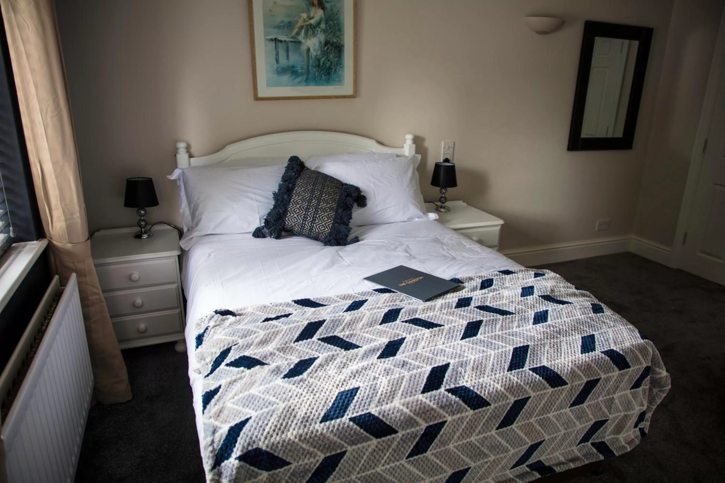 Bedroom, Bed in The Charlton Boutique Hotel