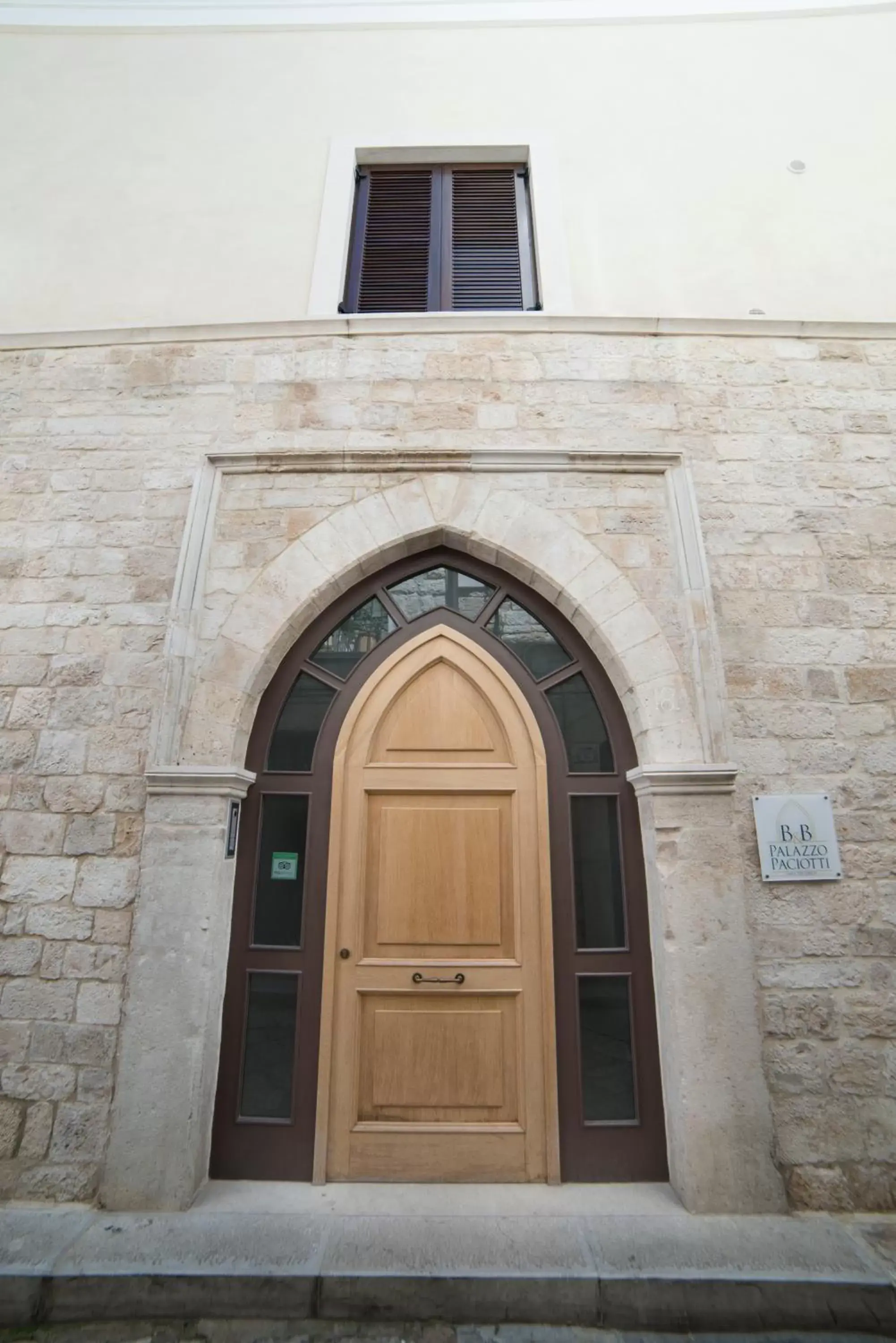 Facade/Entrance in B&B Palazzo Paciotti