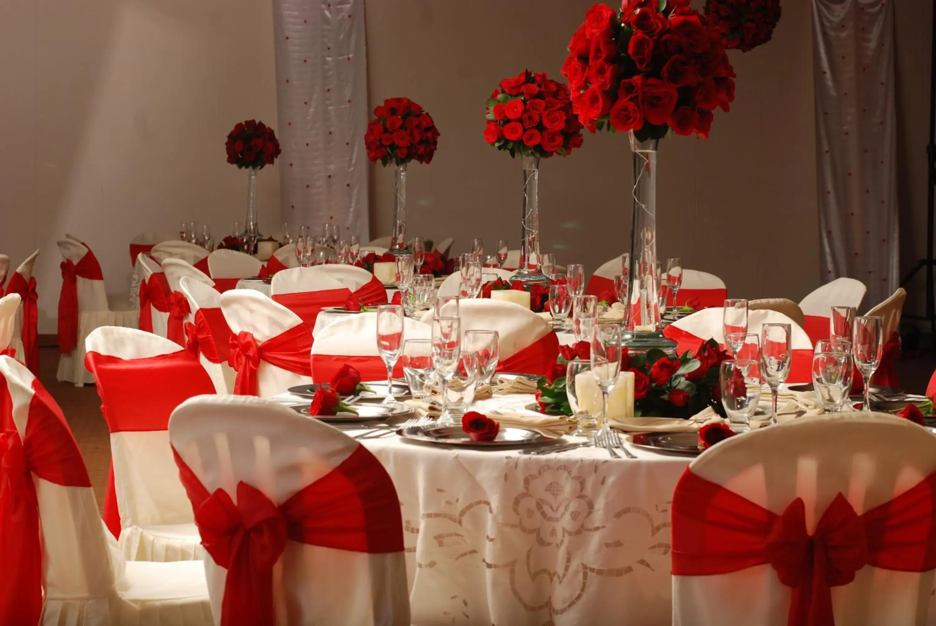 Banquet/Function facilities, Banquet Facilities in Armenia Hotel