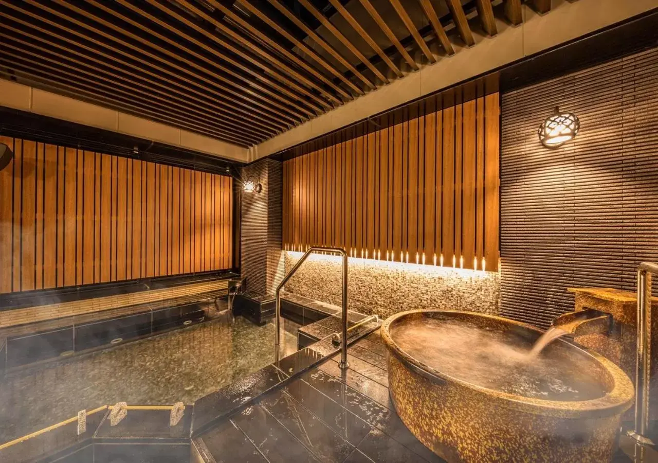 Public Bath in APA Hotel & Resort Hakata Ekihigashi