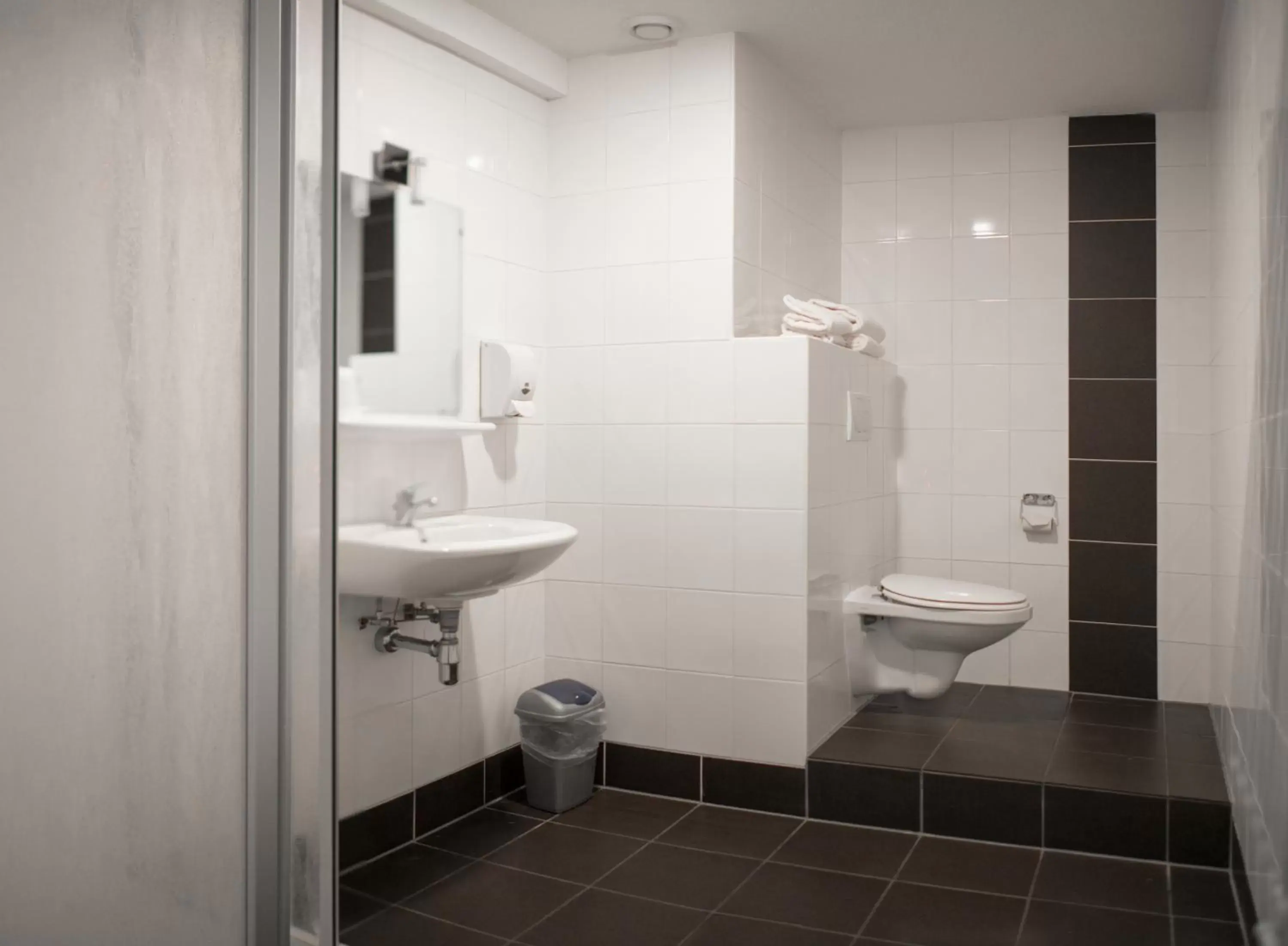 Bathroom in Hotel & Appartementen - De Zeven Heuvelen