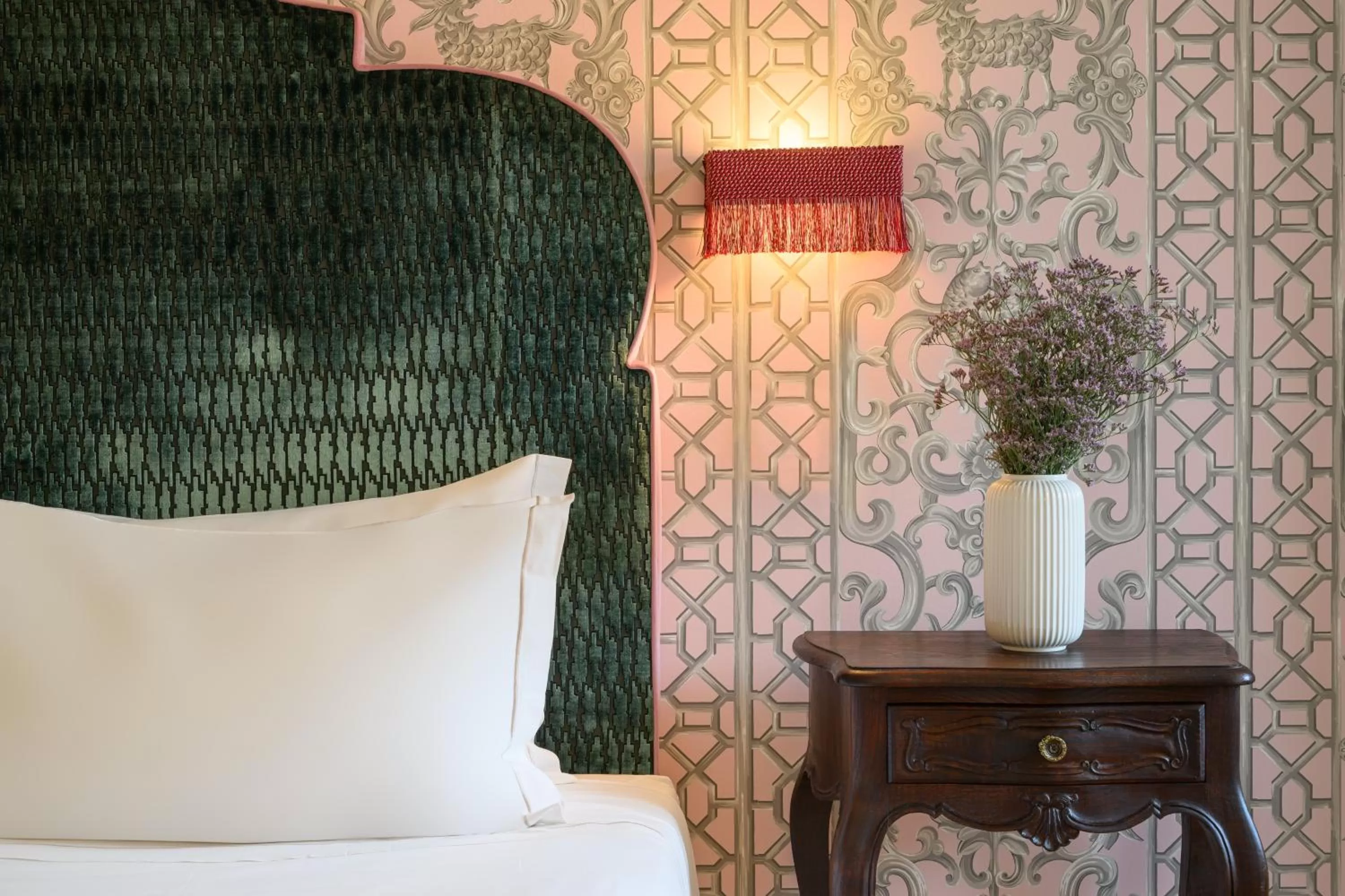 Bed in Residentas Arco do Bandeira