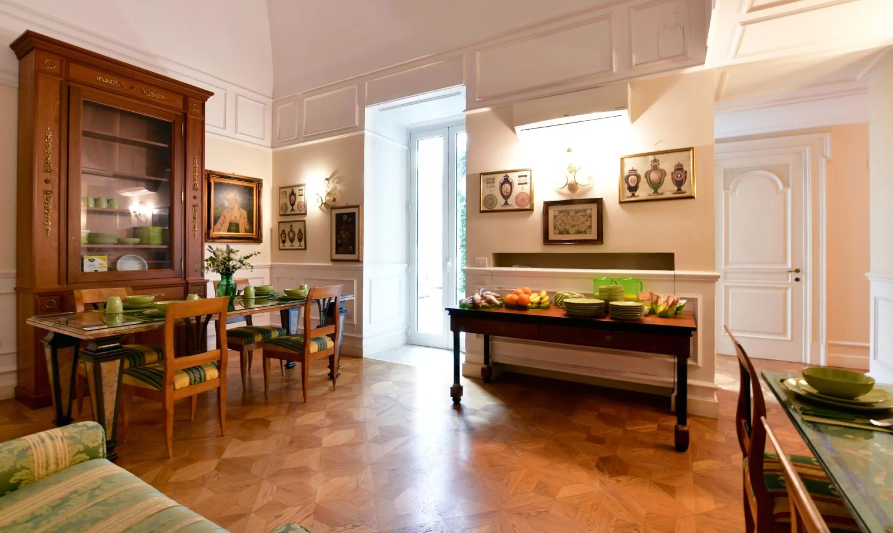 Breakfast in Sisuites