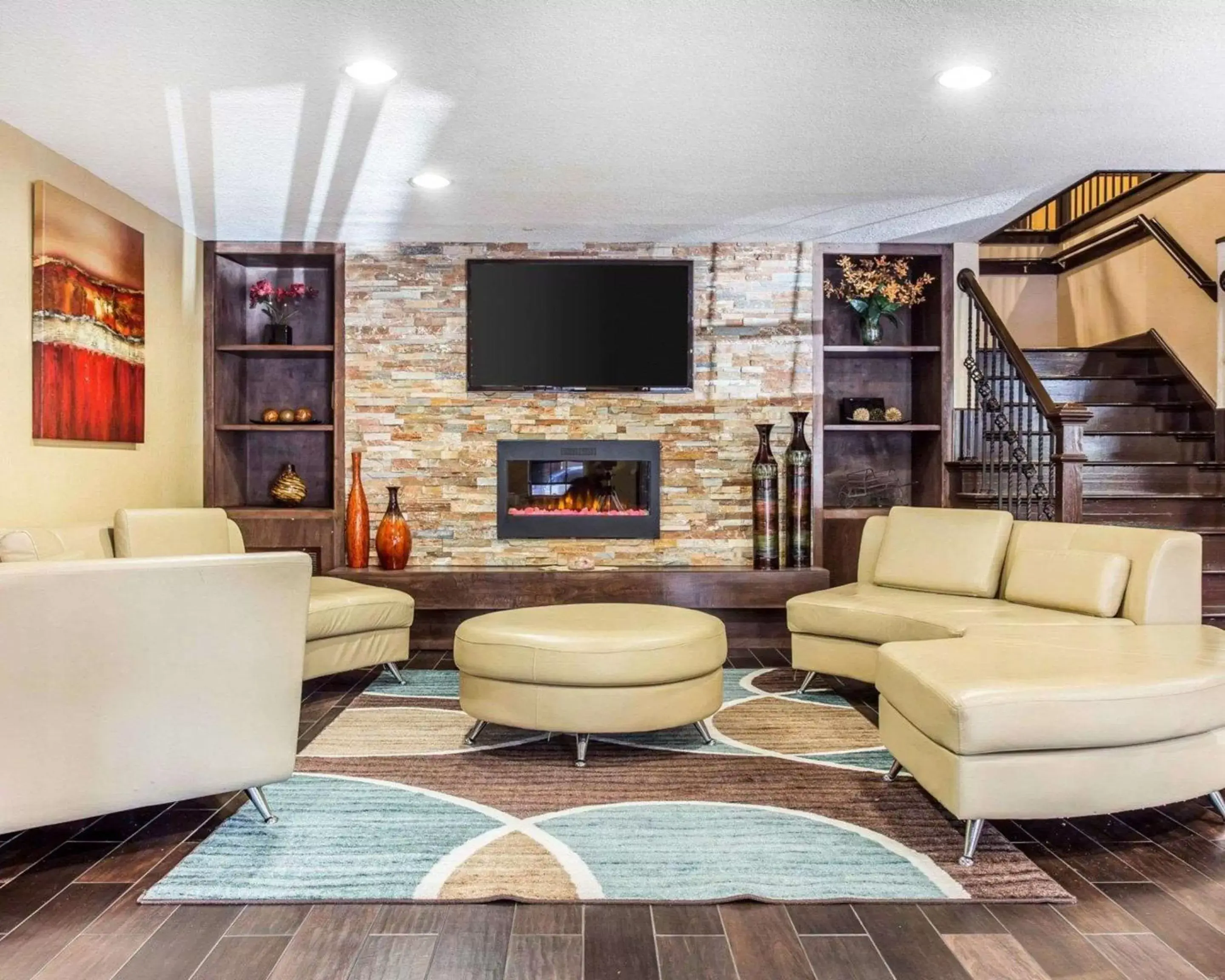 Lobby or reception, Seating Area in Comfort Inn & Suites Ballpark Area