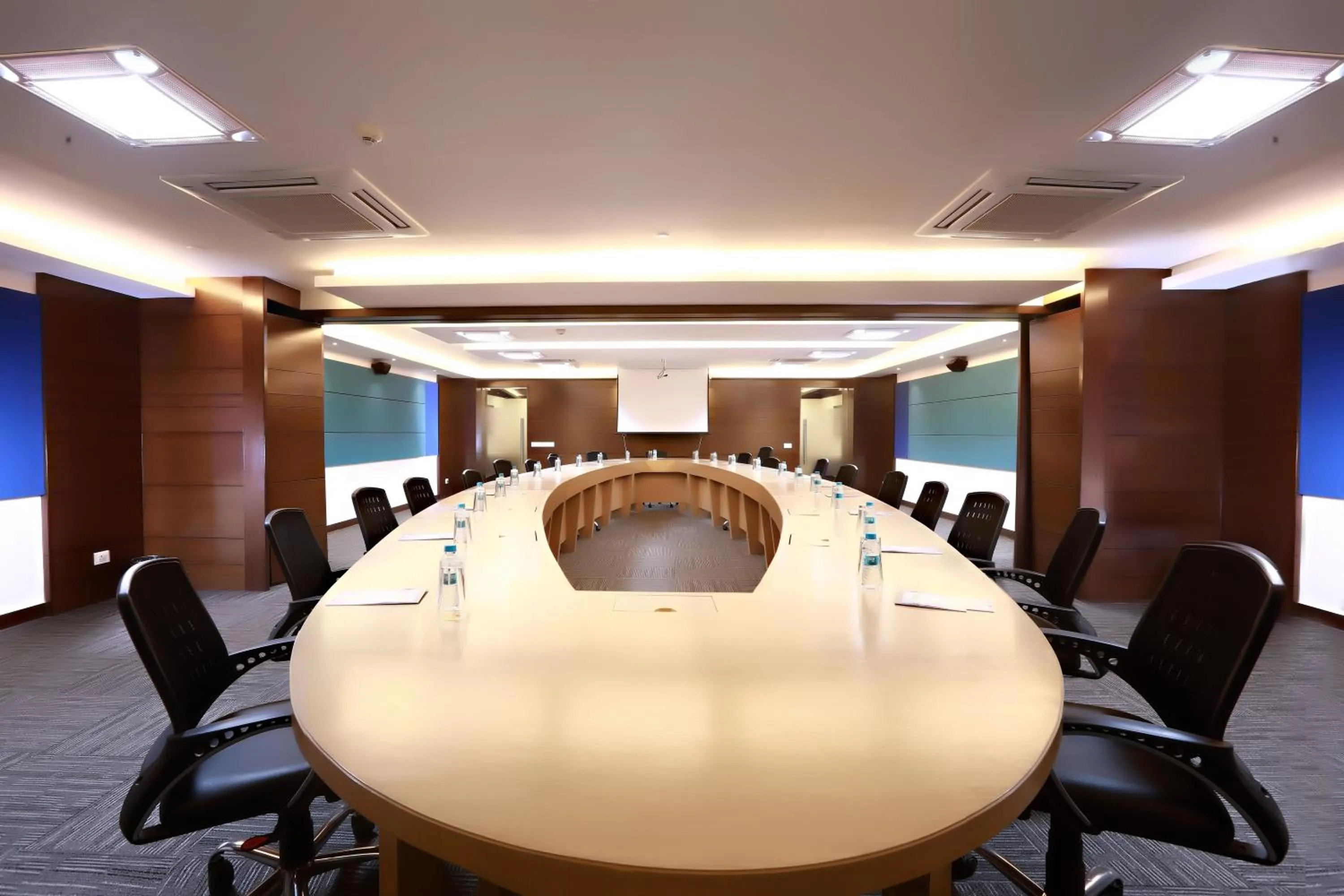Meeting/conference room in Hotel Patliputra Continental