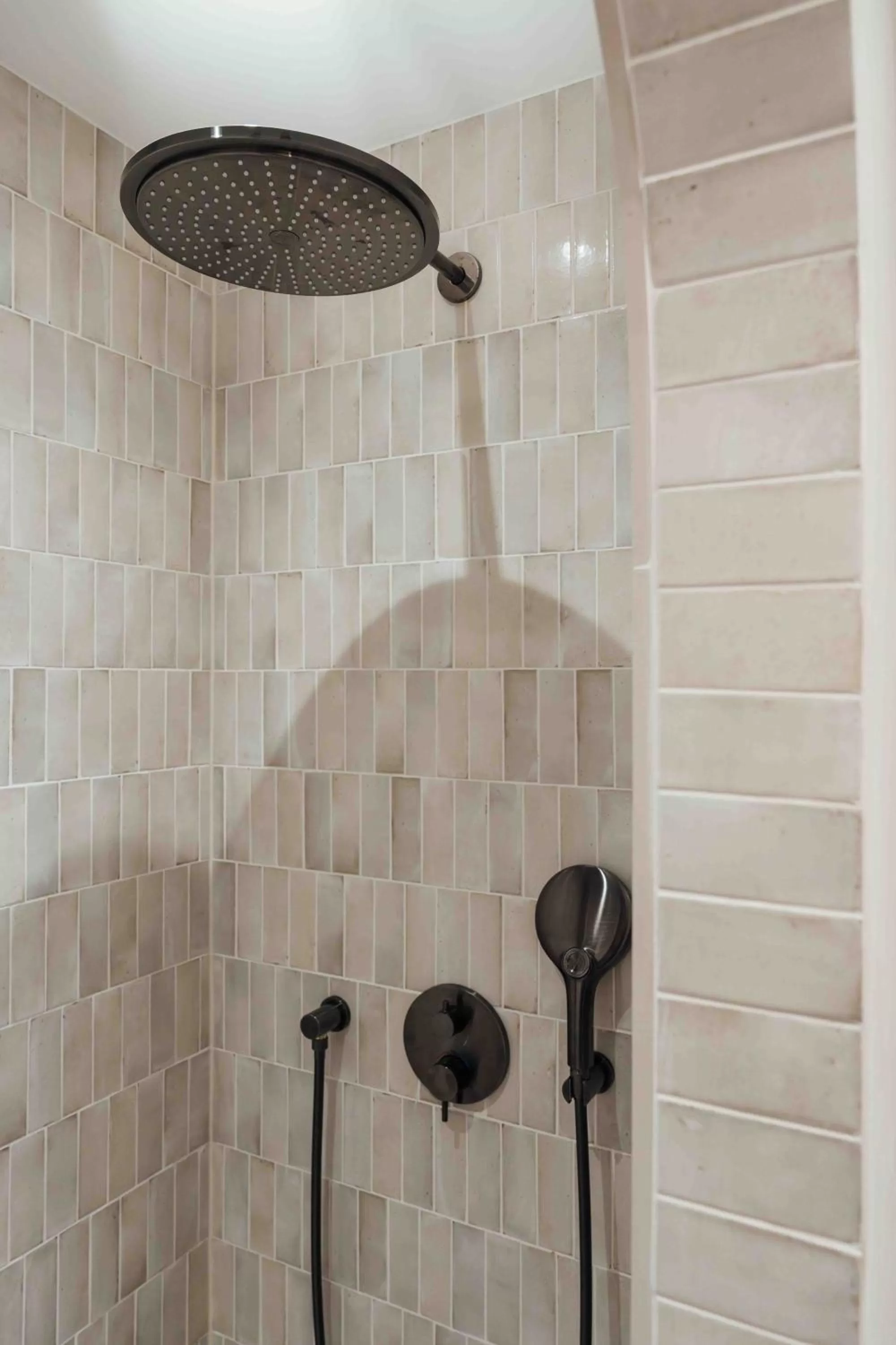 Shower in Clemonte Hotel - Your Reception-less Boutique Hideaway