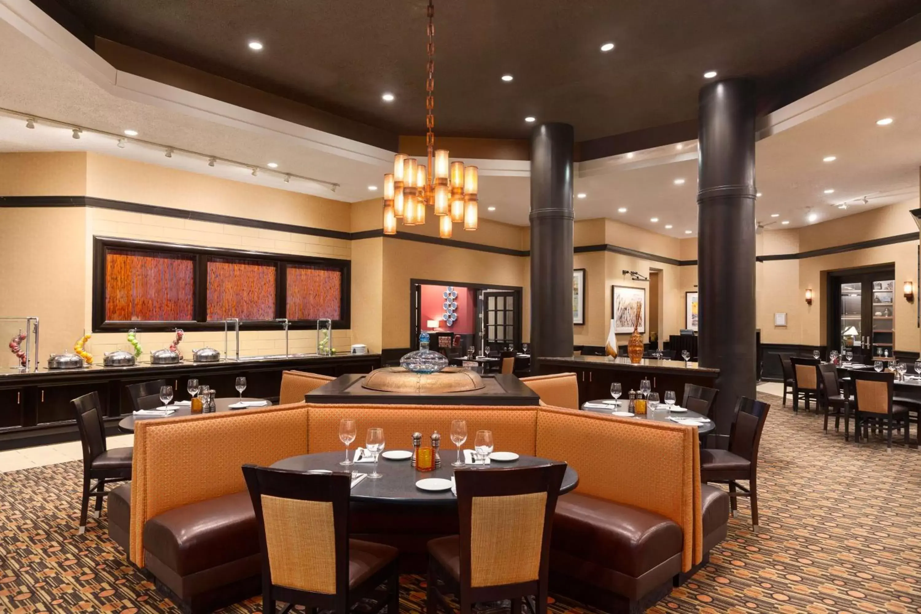 Dining area, Restaurant/Places to Eat in DoubleTree by Hilton Boston-Andover