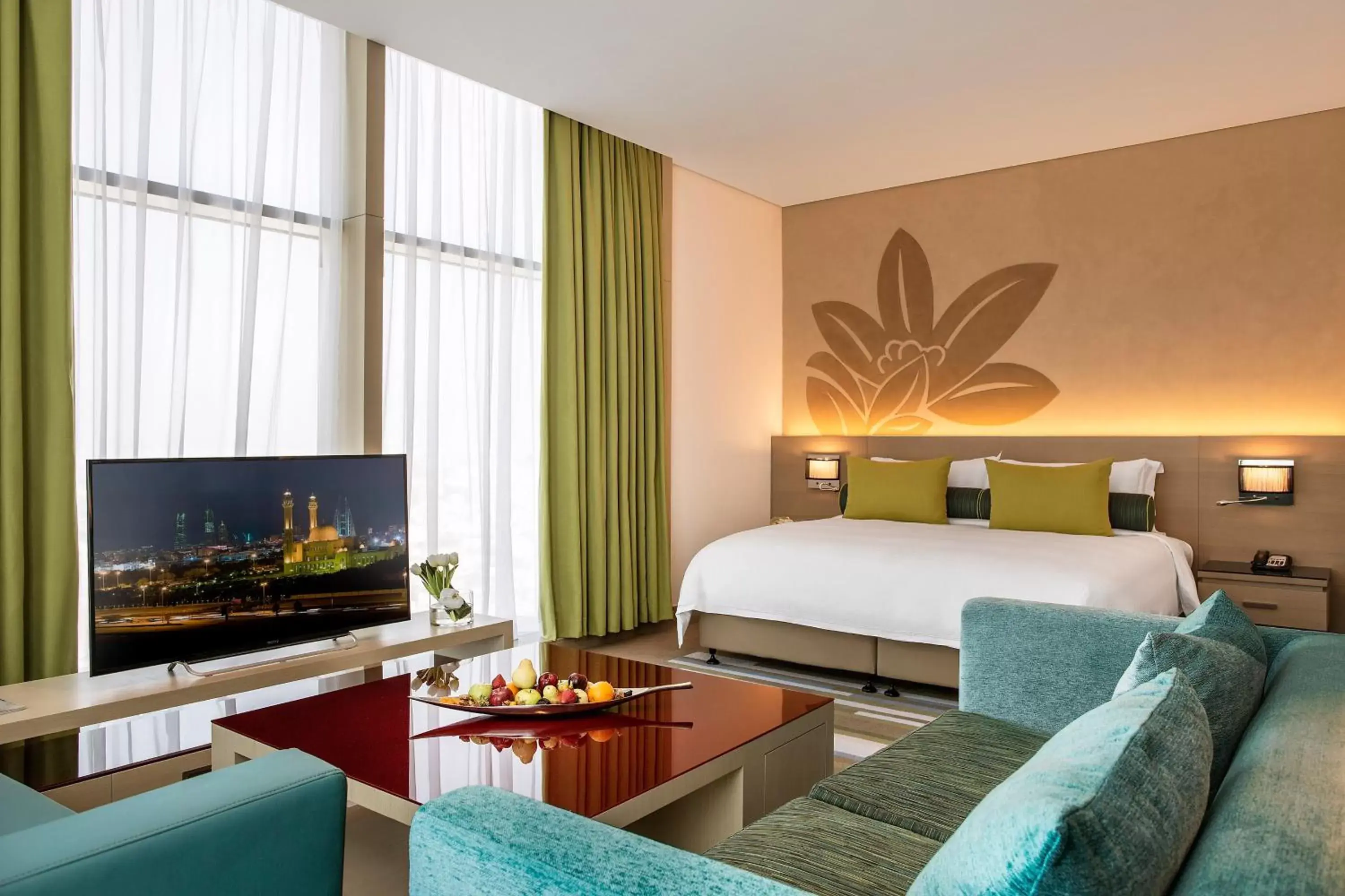 TV and multimedia, Room Photo in Downtown Rotana