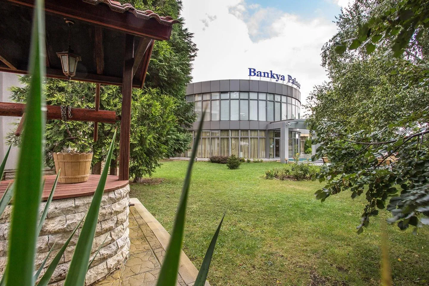 Garden in Hotel Bankya Palace