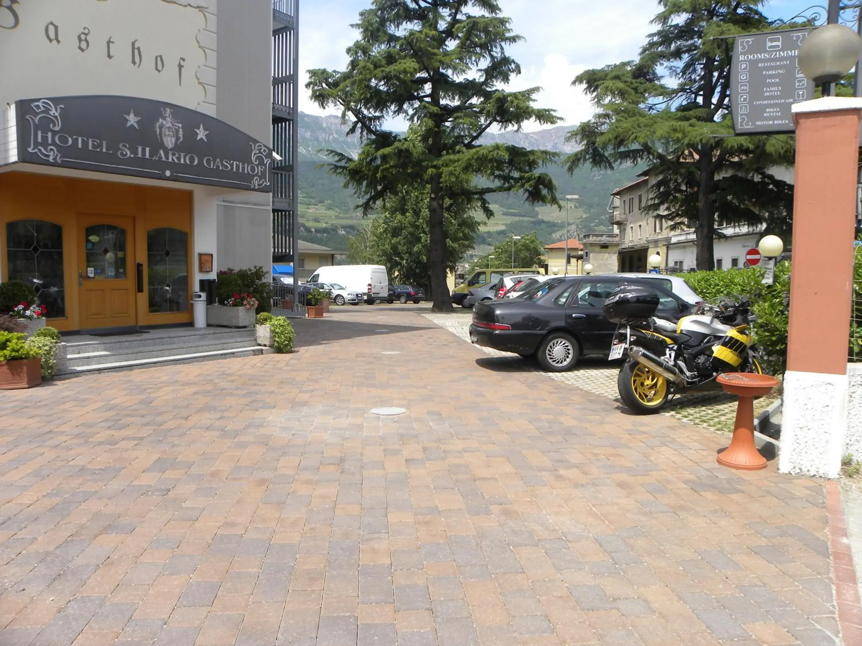 Facade/entrance in Hotel Sant'Ilario