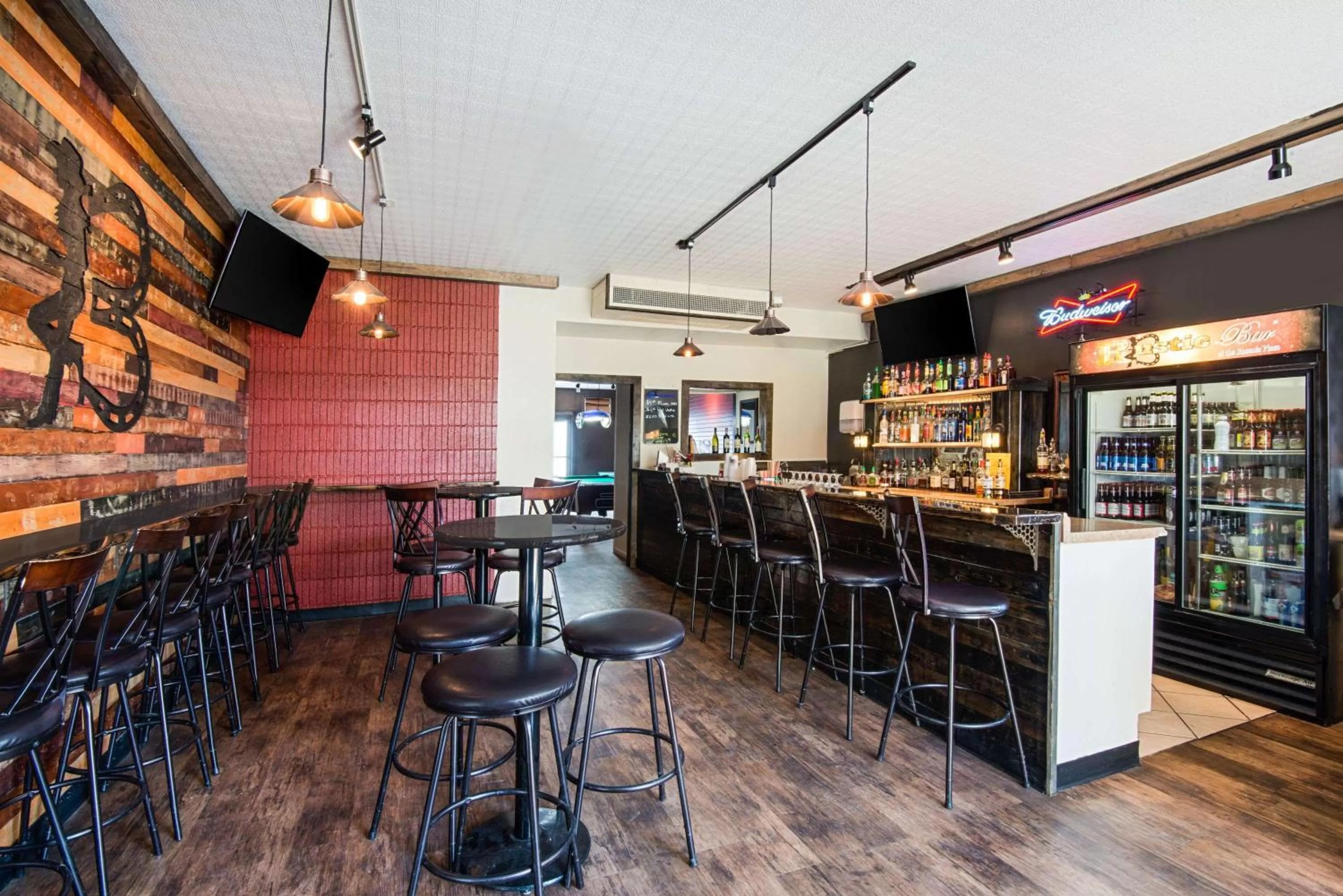 Lounge or bar, Lounge/Bar in Ramada Plaza by Wyndham Gillette Conference Center