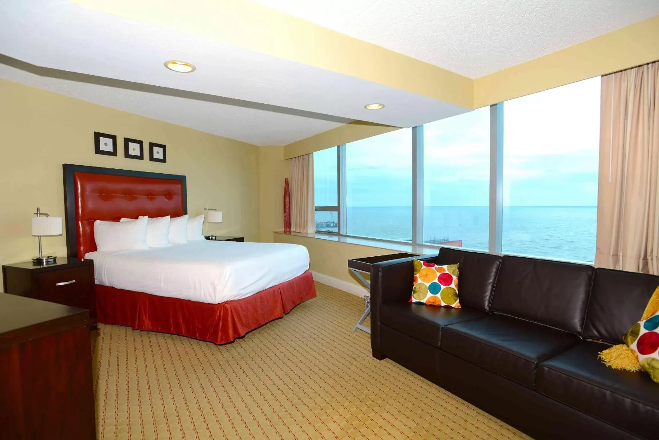 Photo of the whole room in Boardwalk Resorts at Atlantic Palace