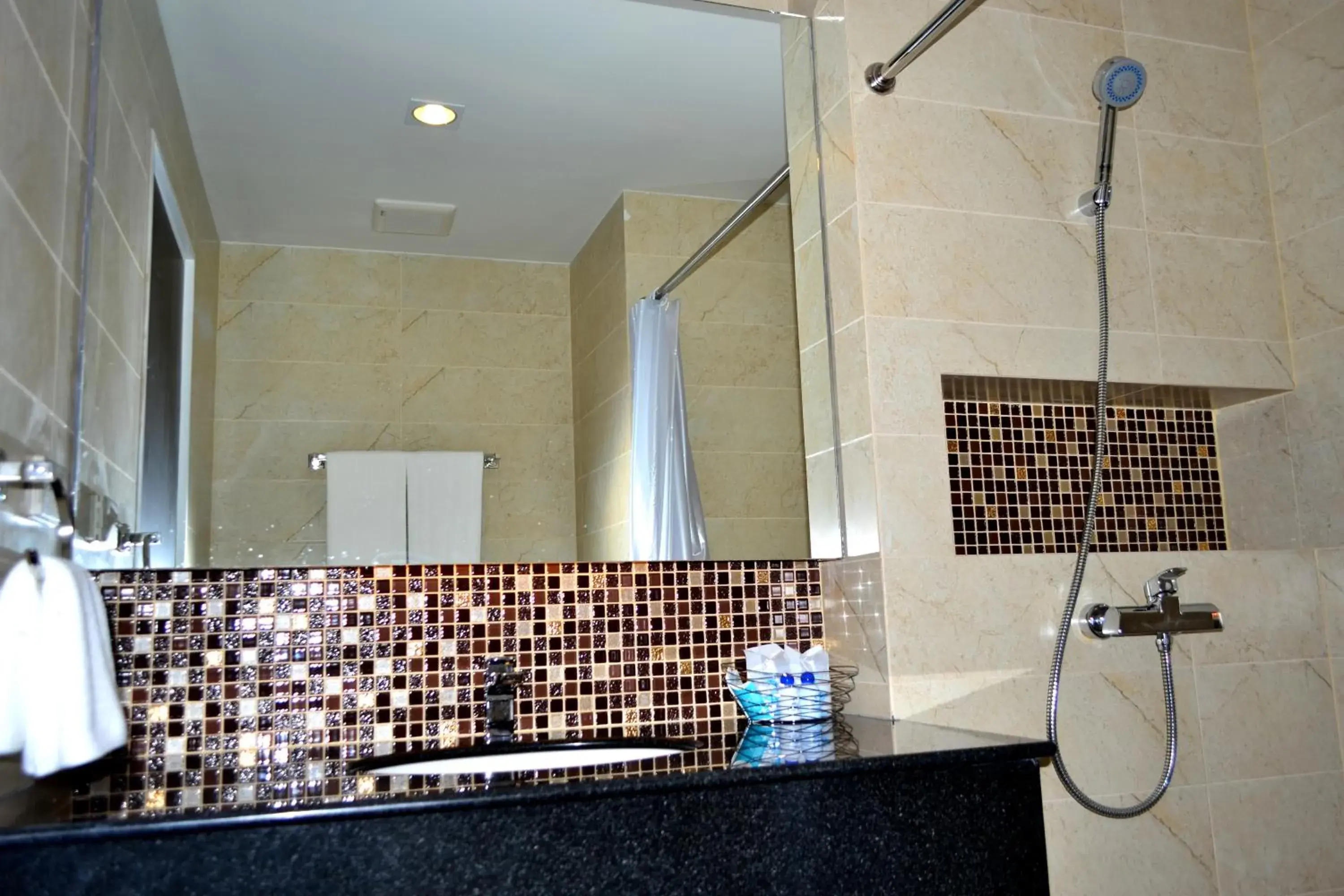 Property building, Bathroom in Flipper Lodge Hotel - SHA Extra Plus