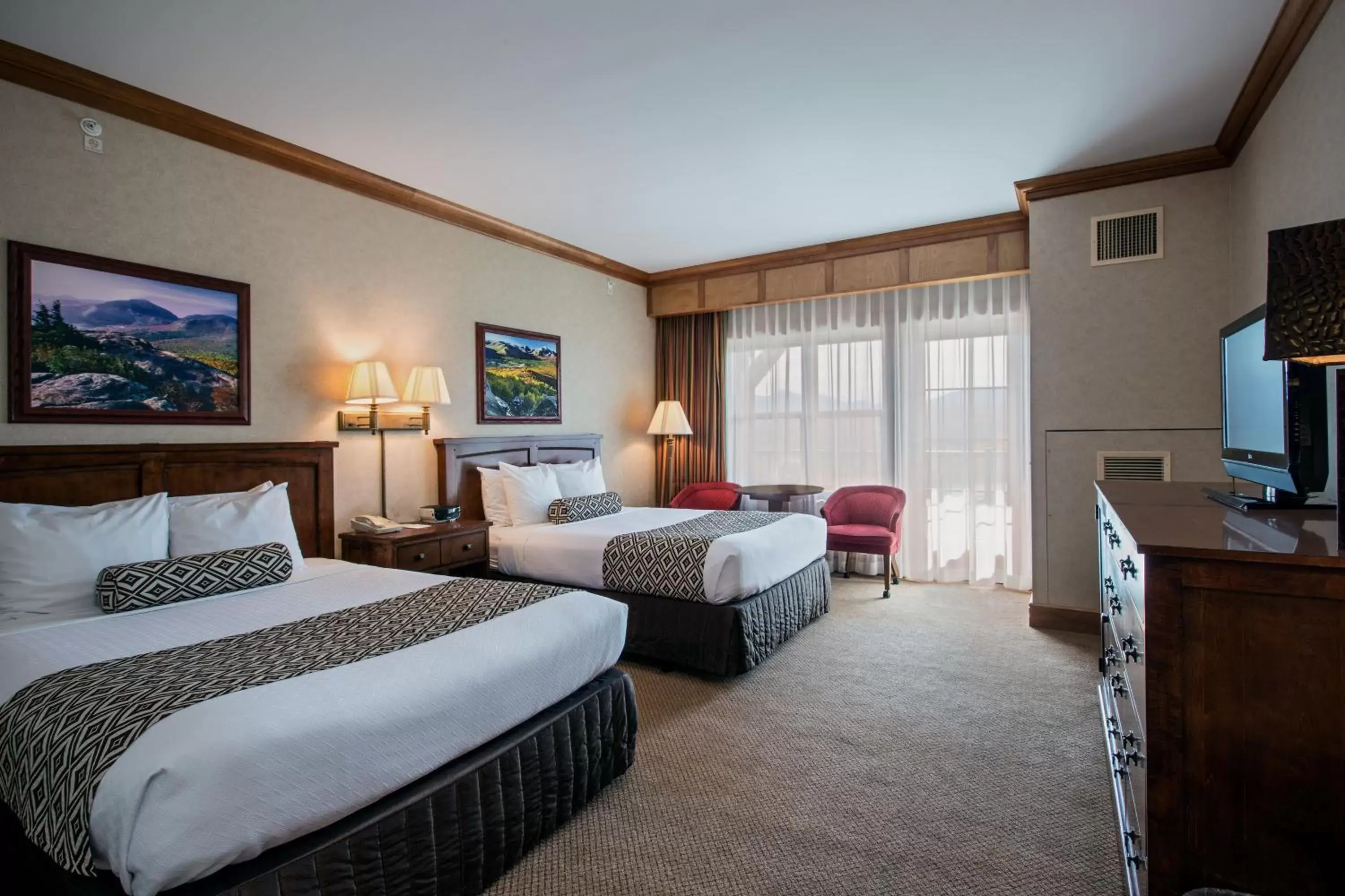 Photo of the whole room in Crowne Plaza Lake Placid, an IHG Hotel