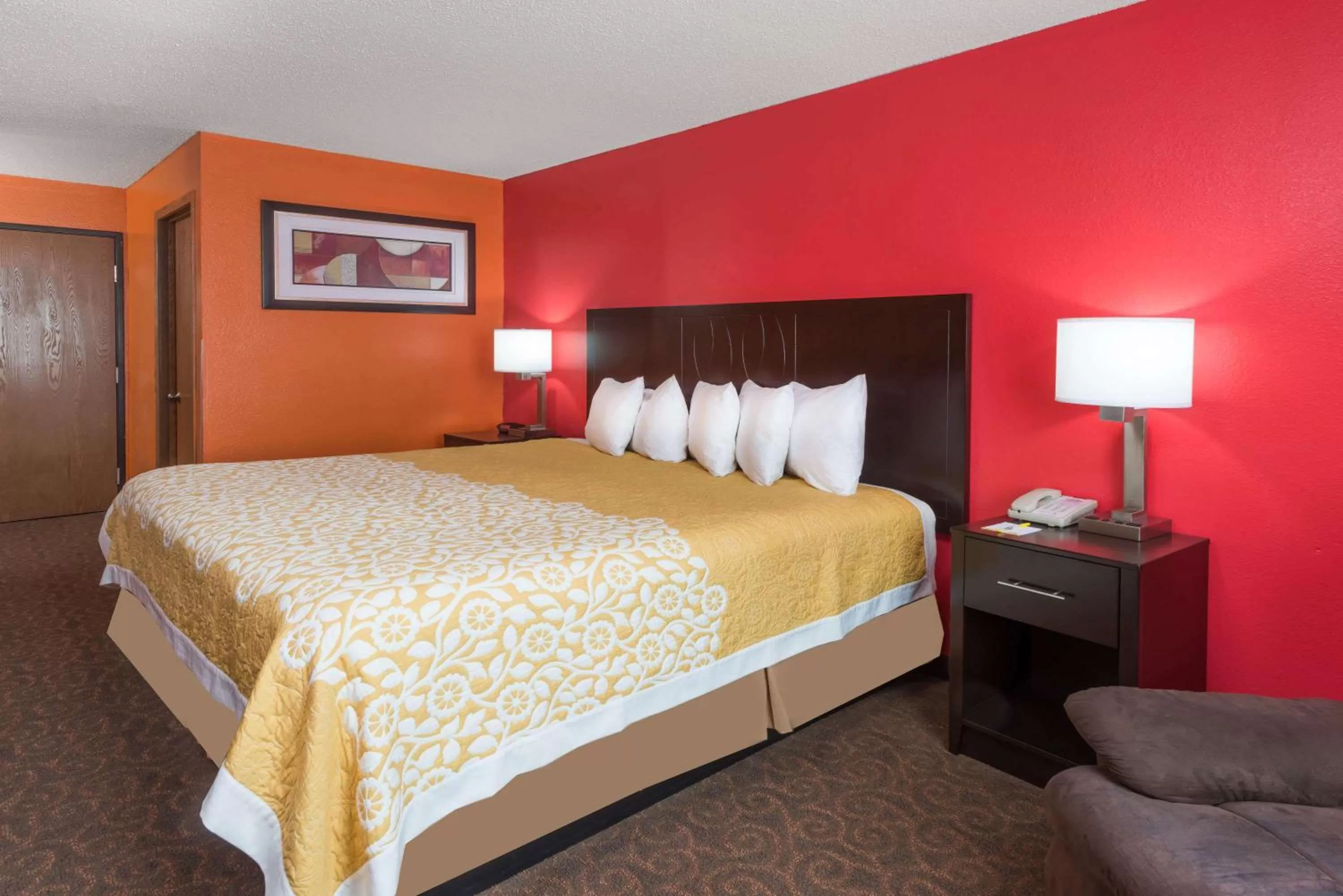 Photo of the whole room, Bed in Days Inn by Wyndham Mexico