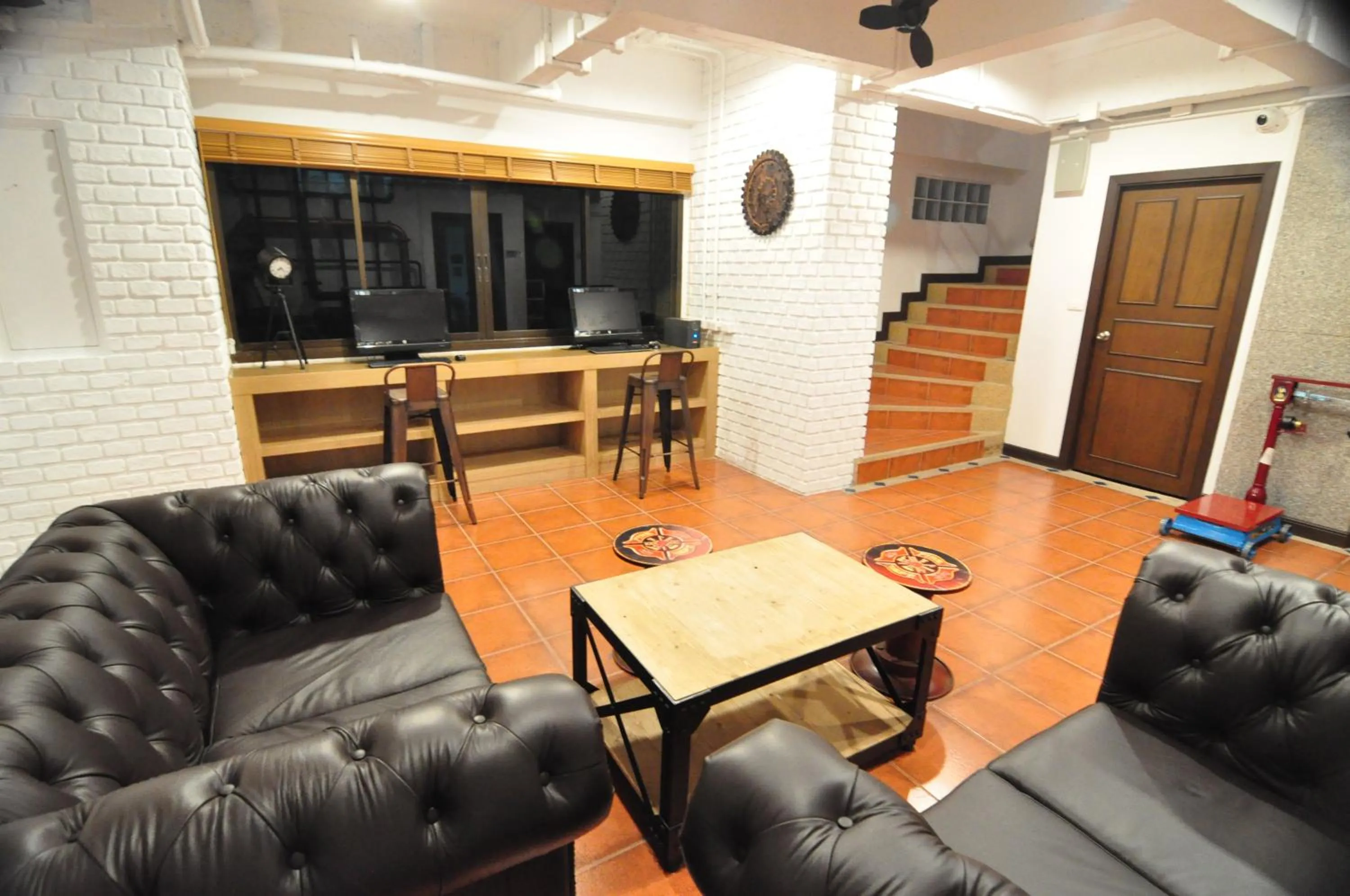 Business facilities in Forty Winks Phuket Hotel