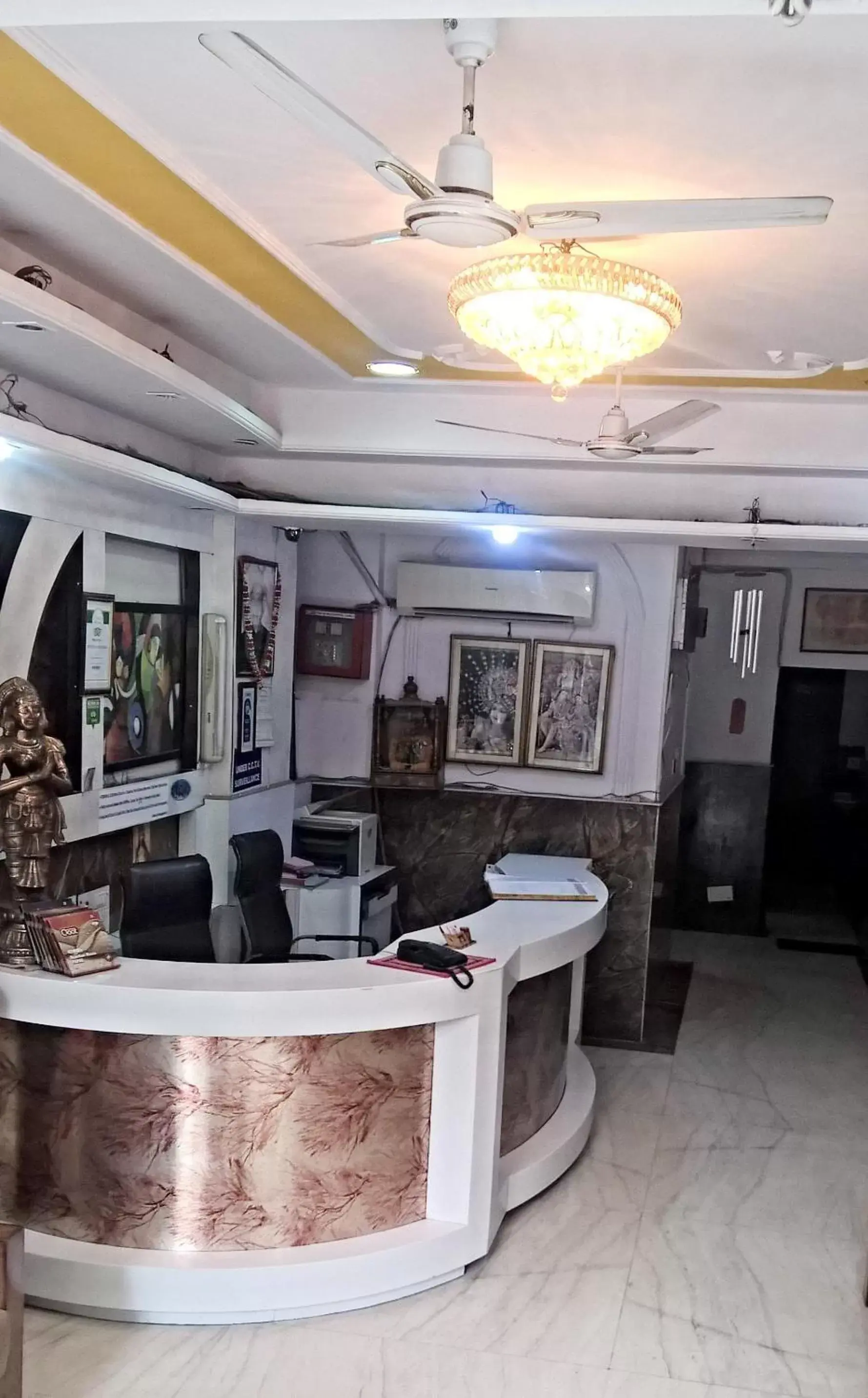 Lobby or reception, Lobby/Reception in Hotel Su Shree Continental 5 Minutes Walk From New Delhi Railway Station