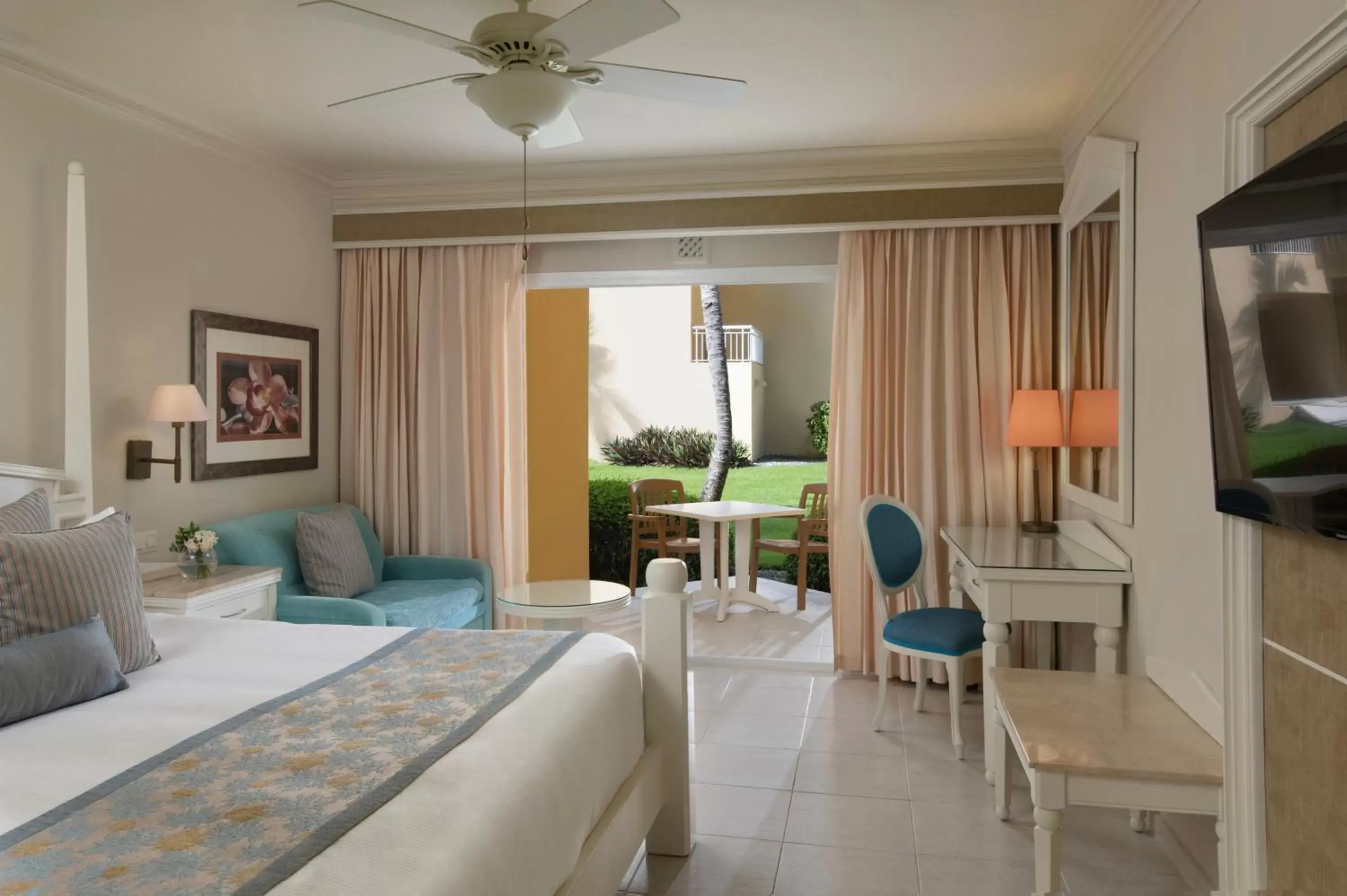 Photo of the whole room in Jewel Punta Cana All-Inclusive Resort