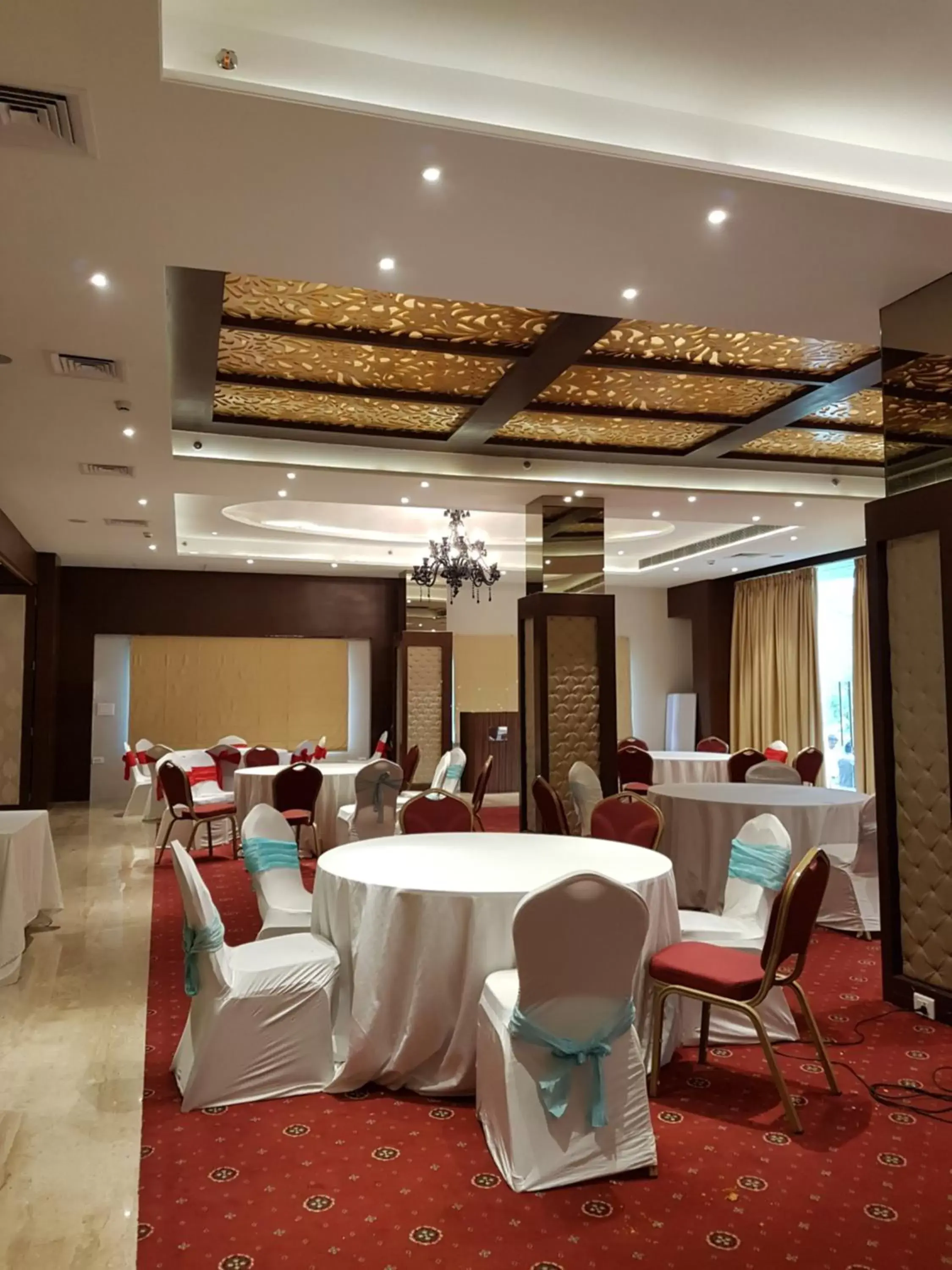 Banquet/Function facilities, Banquet Facilities in The Fern Residency Udaipur