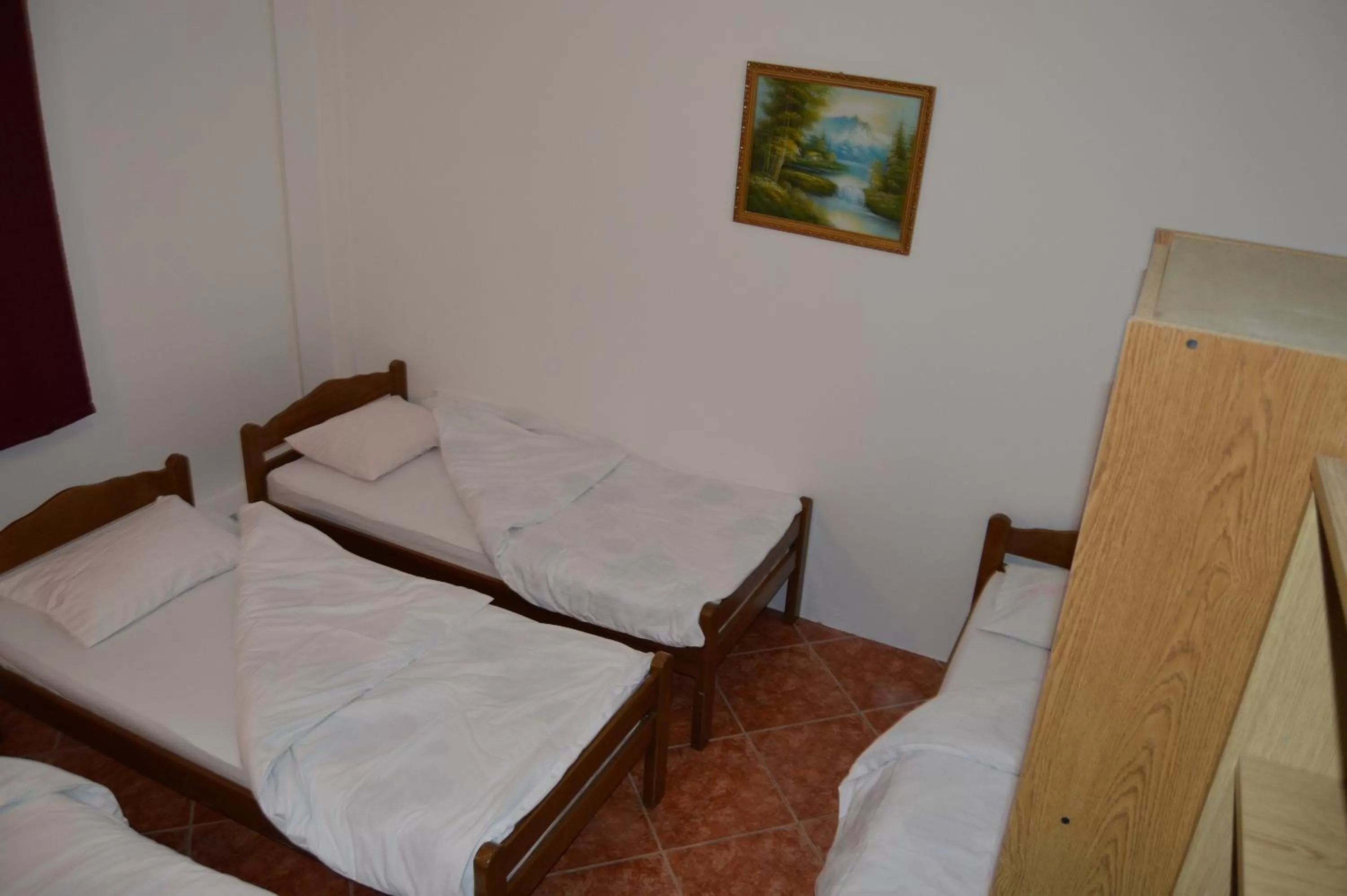 Photo of the whole room, Bed in Pansion Modana Medjugorje
